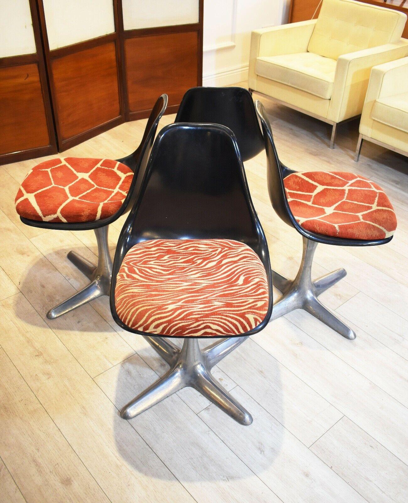 European Set of 4 Mid-20th Century Arkana Dining Chairs Aluminium Swivel Base