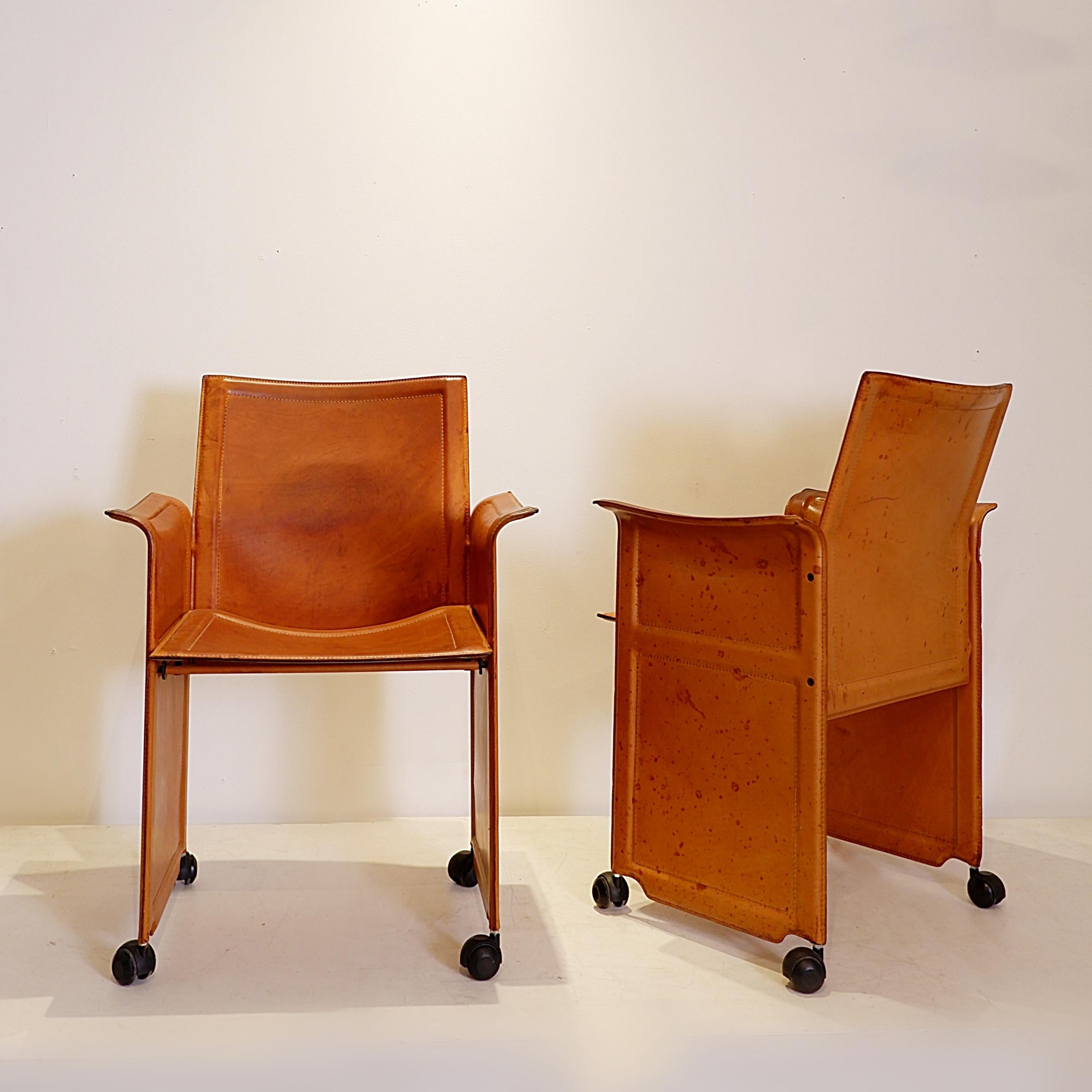 Ensemble de 4 fauteuils du milieu du siècle sur roues de Tito Agnoli 8