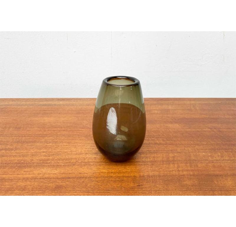 Set of 4 Mid-Century Art Glass Vases, 1960s For Sale 6
