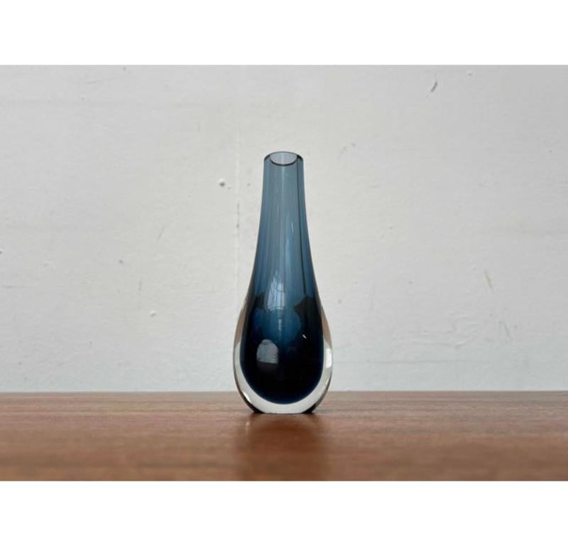 Mid-Century Art Glass Vases, 1960s, Set of 4, in Very Good conditions. Designed 1960 to 1969

Additional information:
Materials: Glass
Period: 1960s
Item Type: Vintage, Antique or Pre-owned
Styles: Mid-Century Modern
Dimensions: 3.54ʺW × 3.54ʺD ×