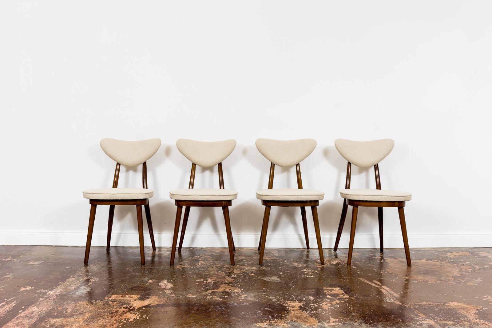 Set of 4 Mid-Century bentwood chairs in beige bouclé by H & J Kurmanowicz, 1950s, 

Set of 4 mid-century 