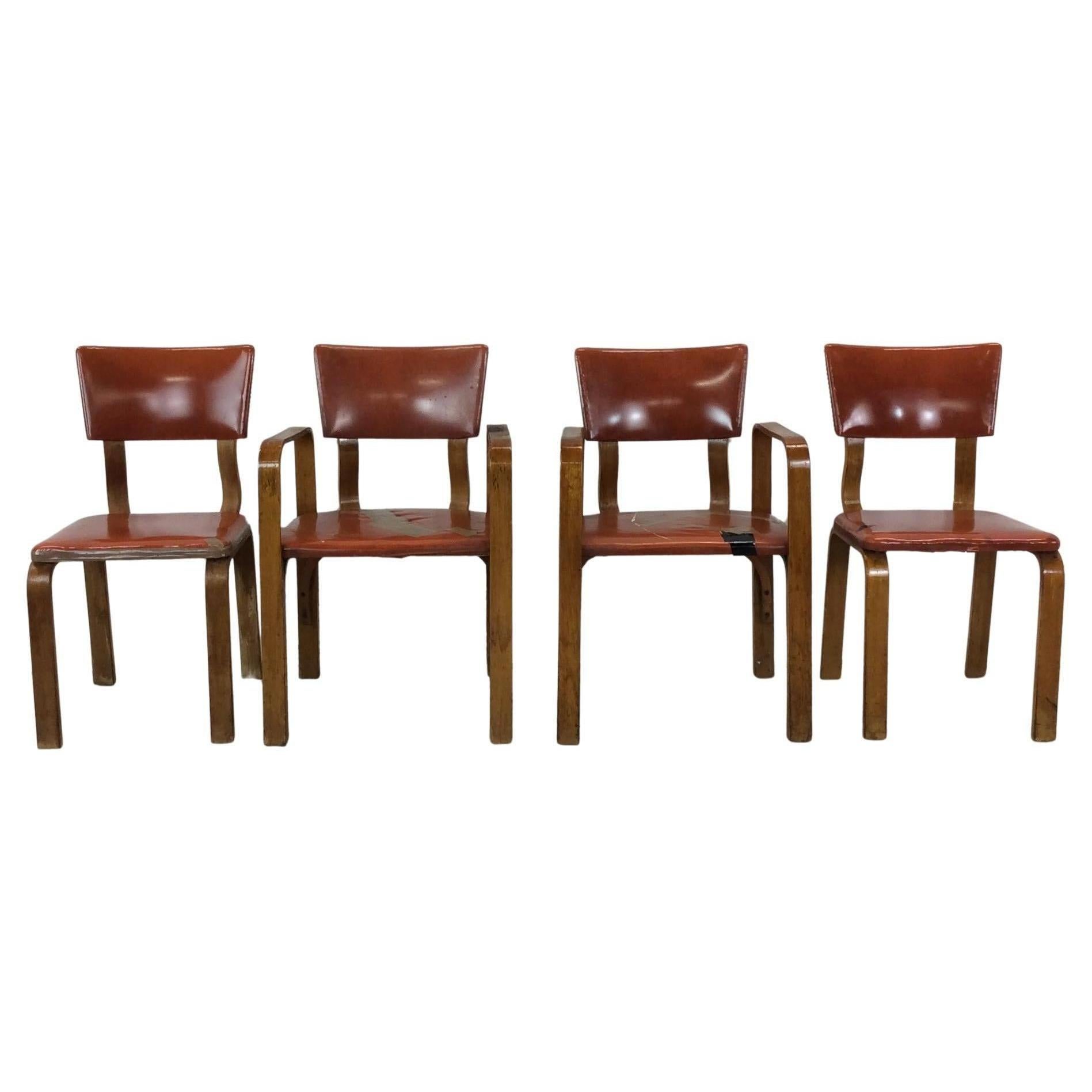 Set di 4 sedie da pranzo in legno di bengala della metà del secolo scorso, in stile Thonet in vendita
