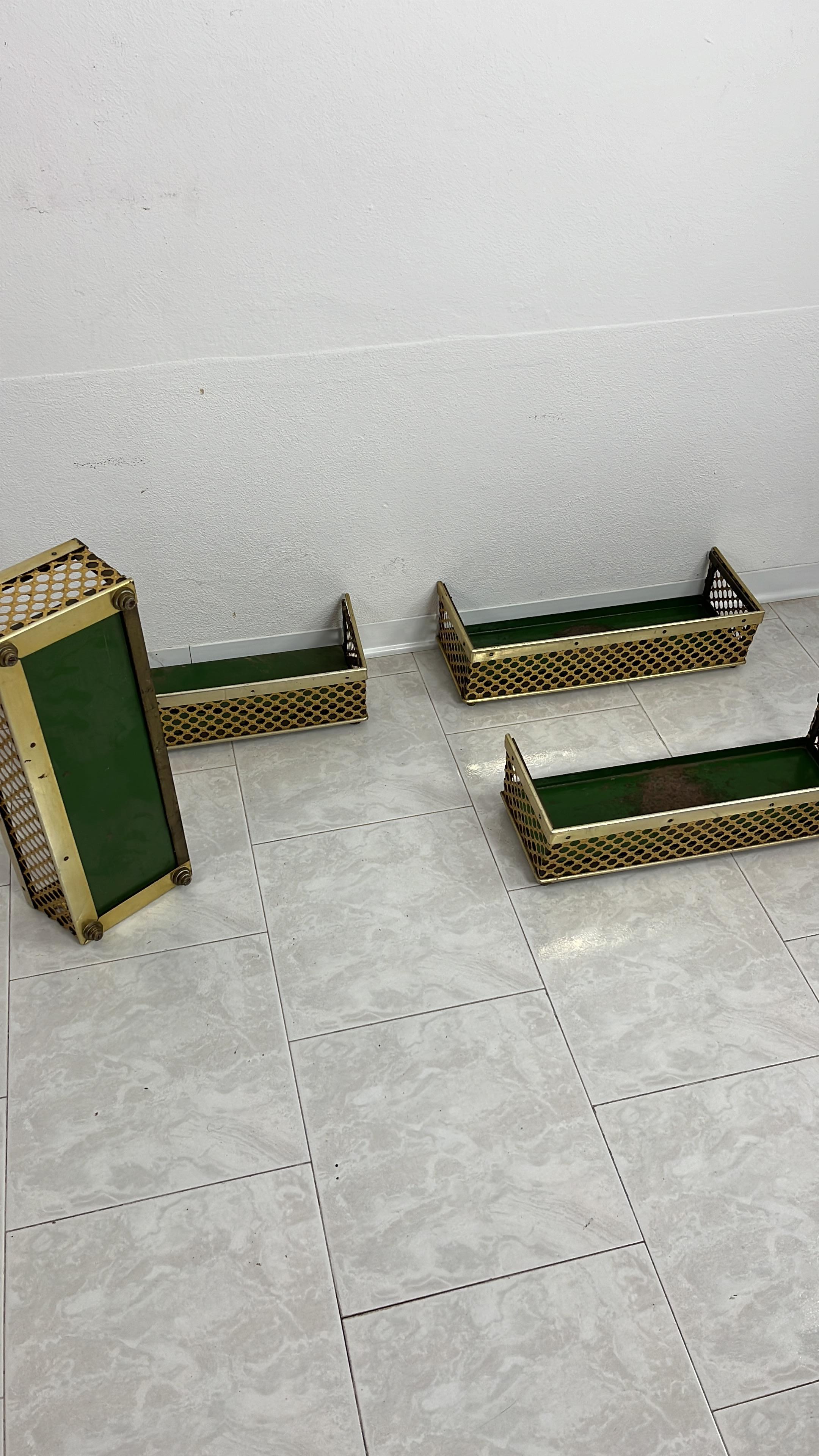 Set of 4 Mid-Century Brass-Covered Planters Attributed to Gio Ponti 1950s For Sale 2