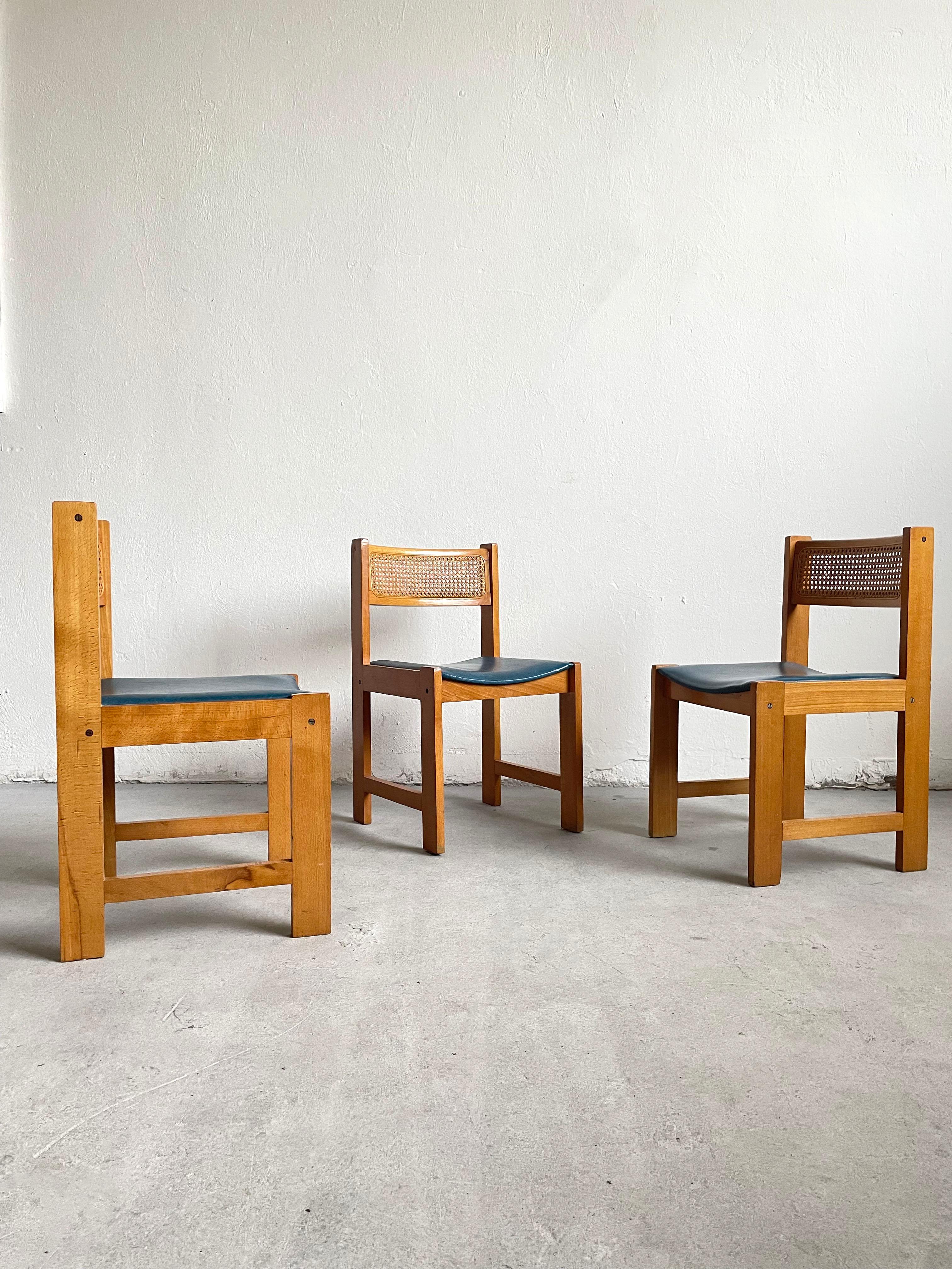 Hand-Crafted Set of 4 Mid-Century Cane Rattan and Vinyl Wooden Dining Chairs, 1960s 1970s For Sale