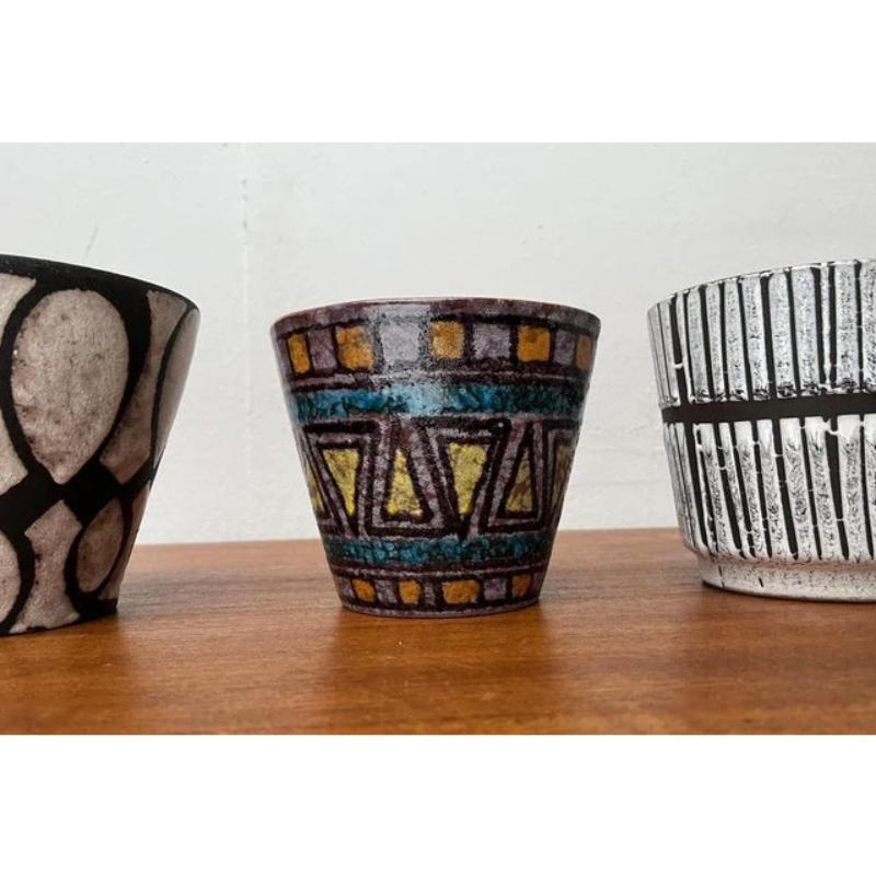 Set di 4 fioriere in ceramica di metà secolo, anni '60 In condizioni ottime in vendita a Hamburg, DE