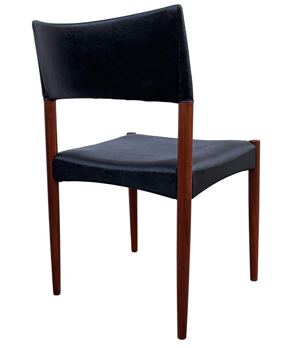 Set of 4 Mid Century Danish Modern Dining Chairs in Teak by Villy Schou Andersen For Sale 1