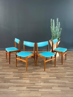 Set di 4 sedie da pranzo in teak moderno danese di metà secolo