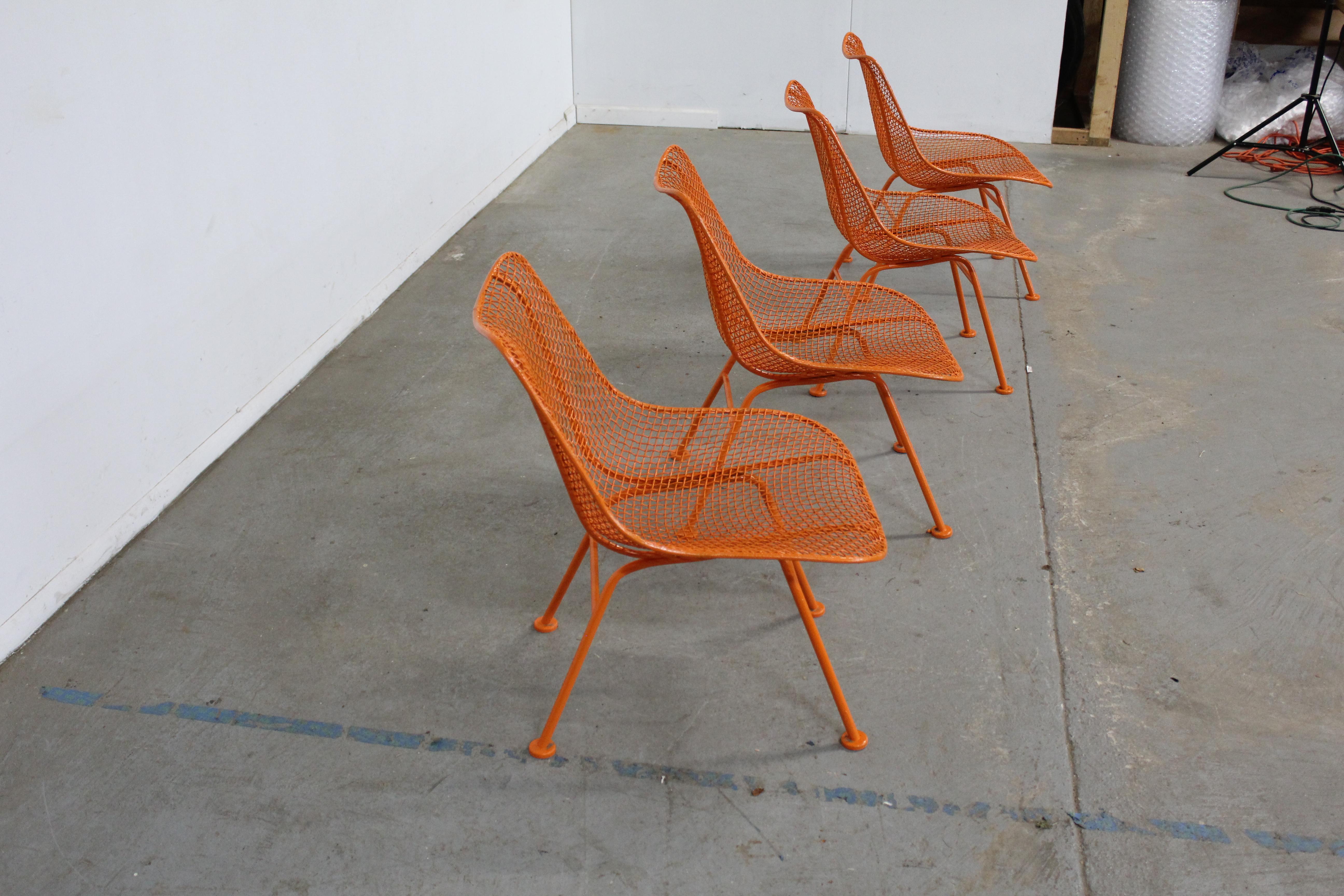 American Set of 4 Mid Century Danish Modern Woodard Sculptura Low Profile Side Chairs For Sale