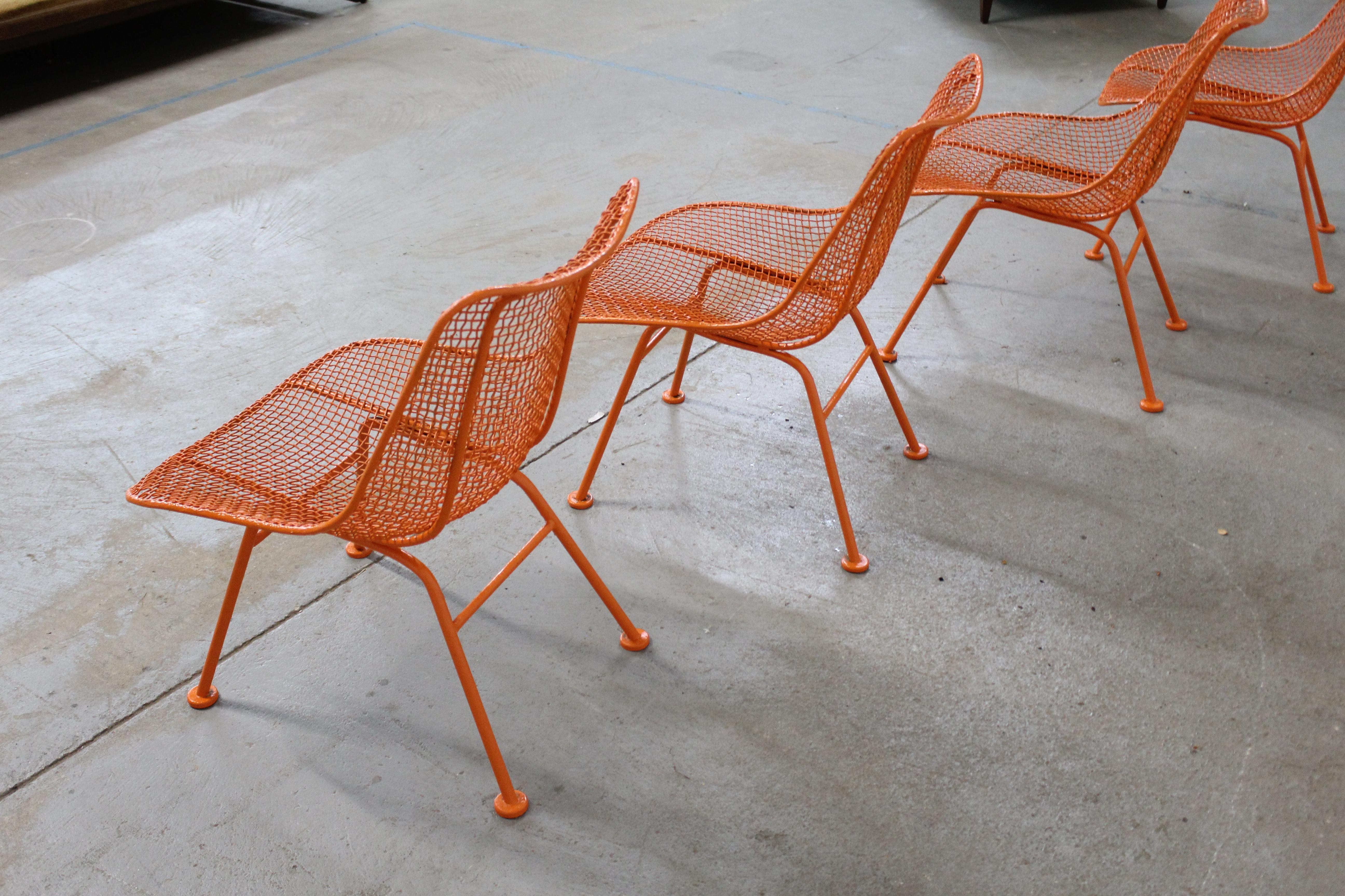 Set of 4 Mid Century Danish Modern Woodard Sculptura Low Profile Side Chairs In Good Condition For Sale In Wilmington, DE