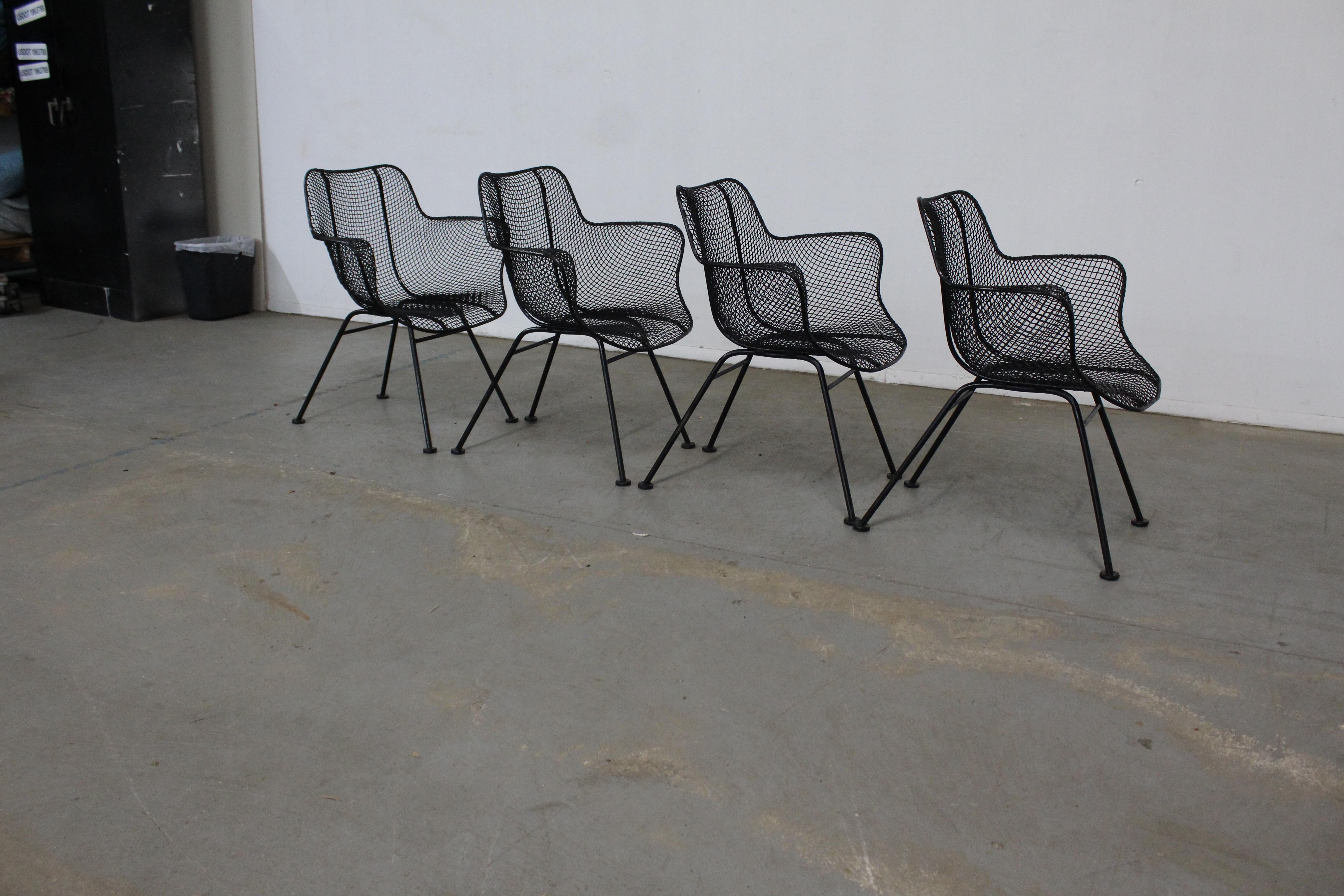 Set of 4 Mid-Century Danish Modern Woodard Sculptura Mesh Arm Chairs For Sale 5