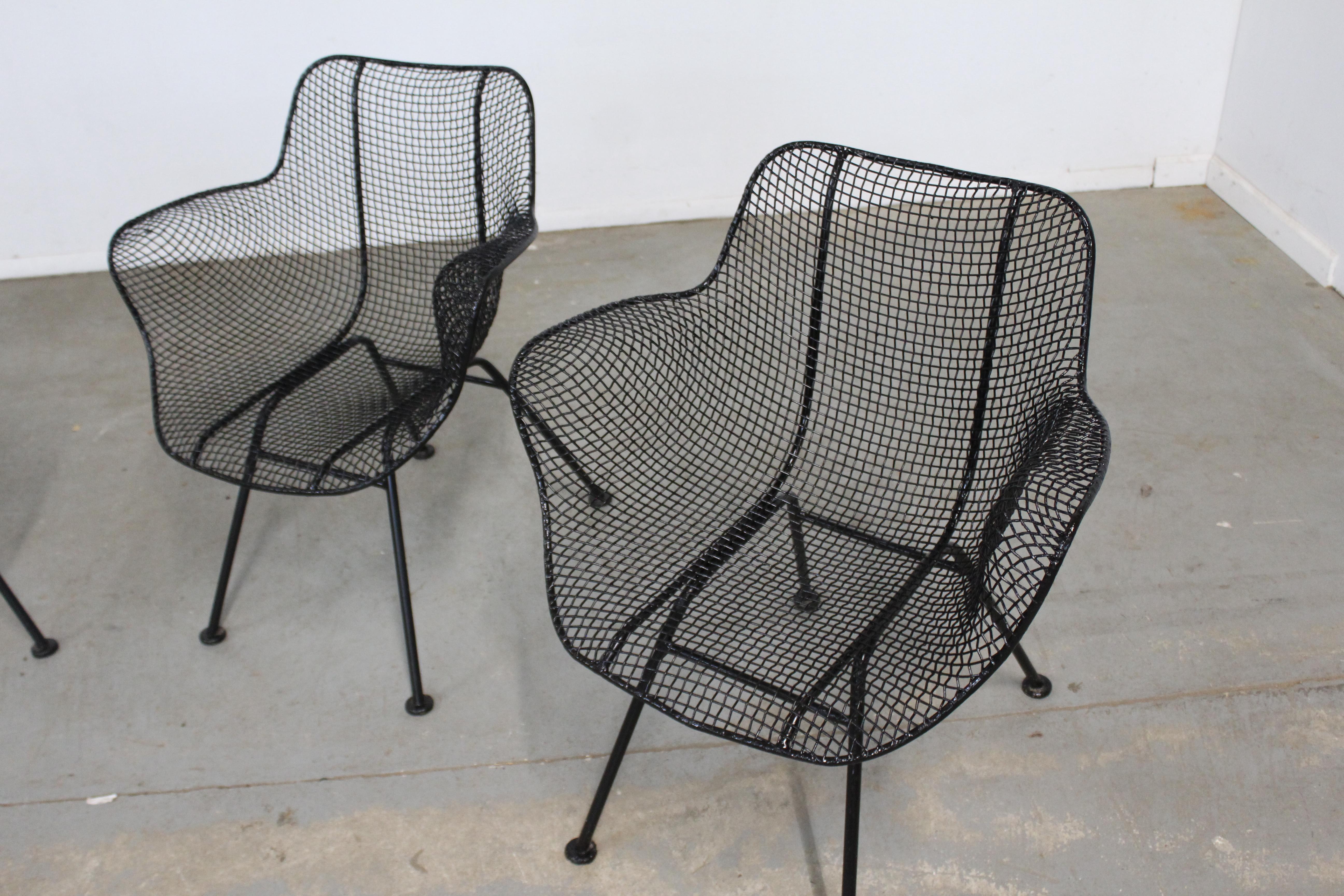 American Set of 4 Mid-Century Danish Modern Woodard Sculptura Mesh Arm Chairs For Sale