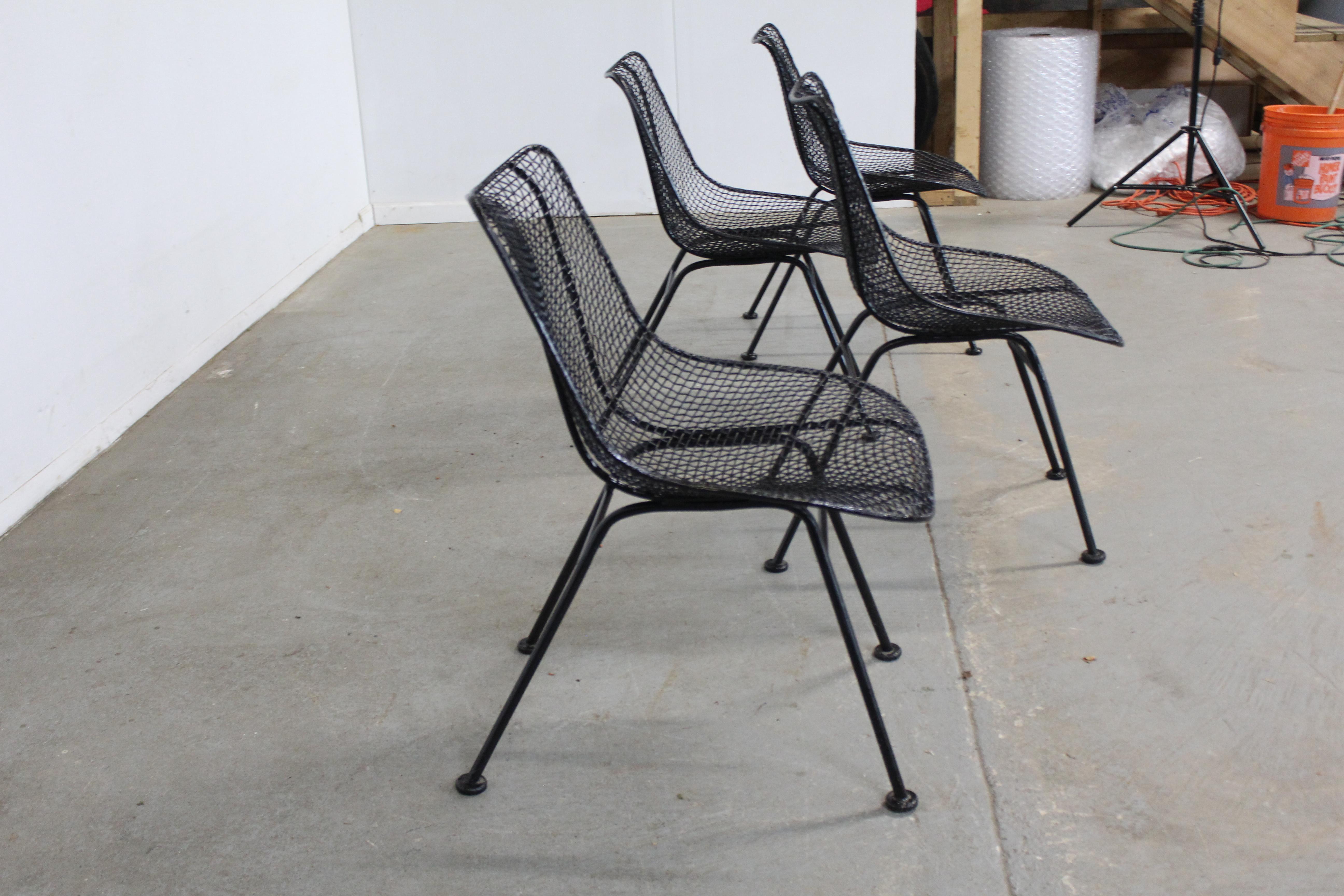 Mid-Century Modern Ensemble de 4 chaises d'appoint danoises modernes du milieu du siècle en maille Sculptura de Woodard en vente