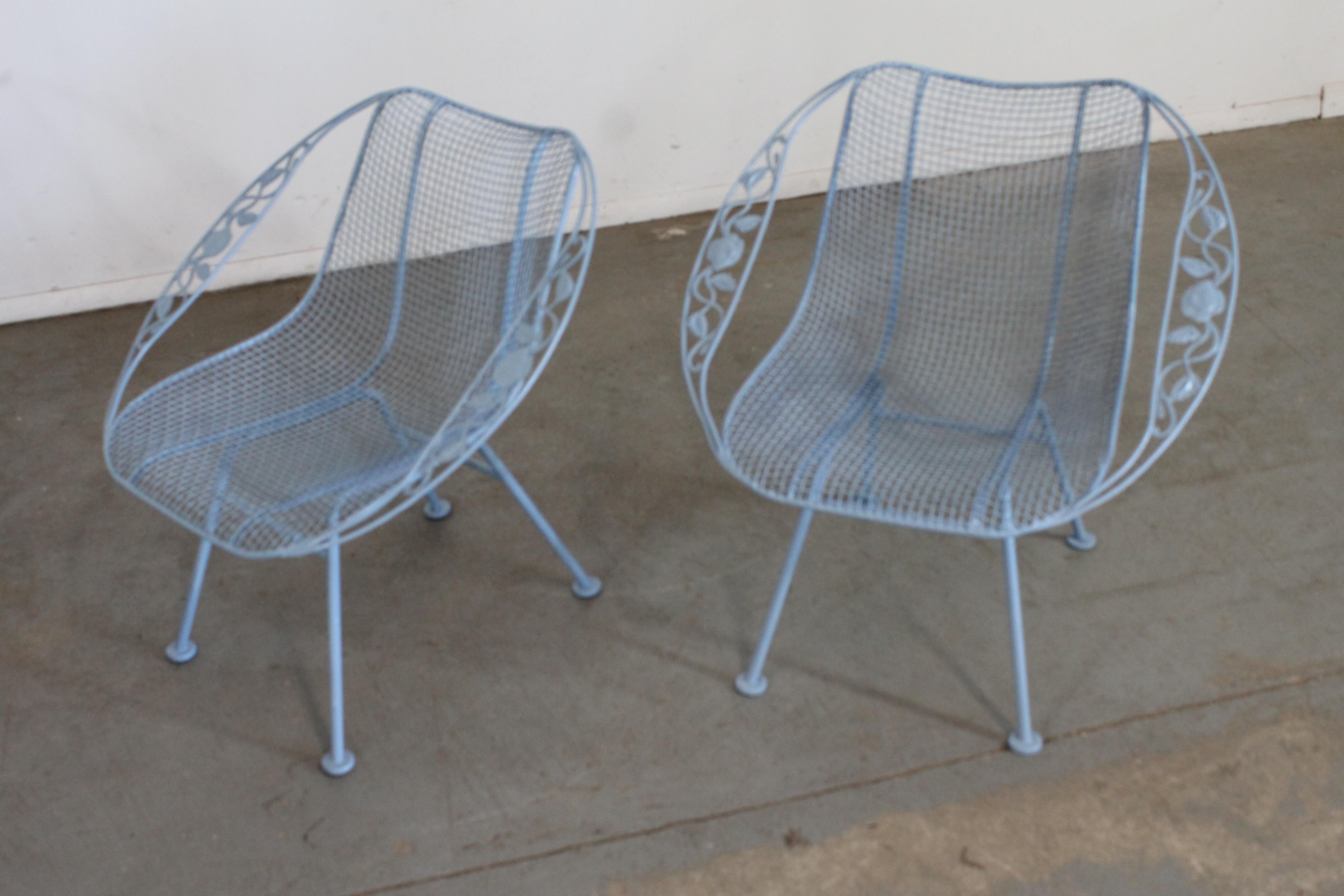 Paint Set of 4 Mid-Century Modern Woodard Sculptura Outdoor Satellite Lounge Chairs