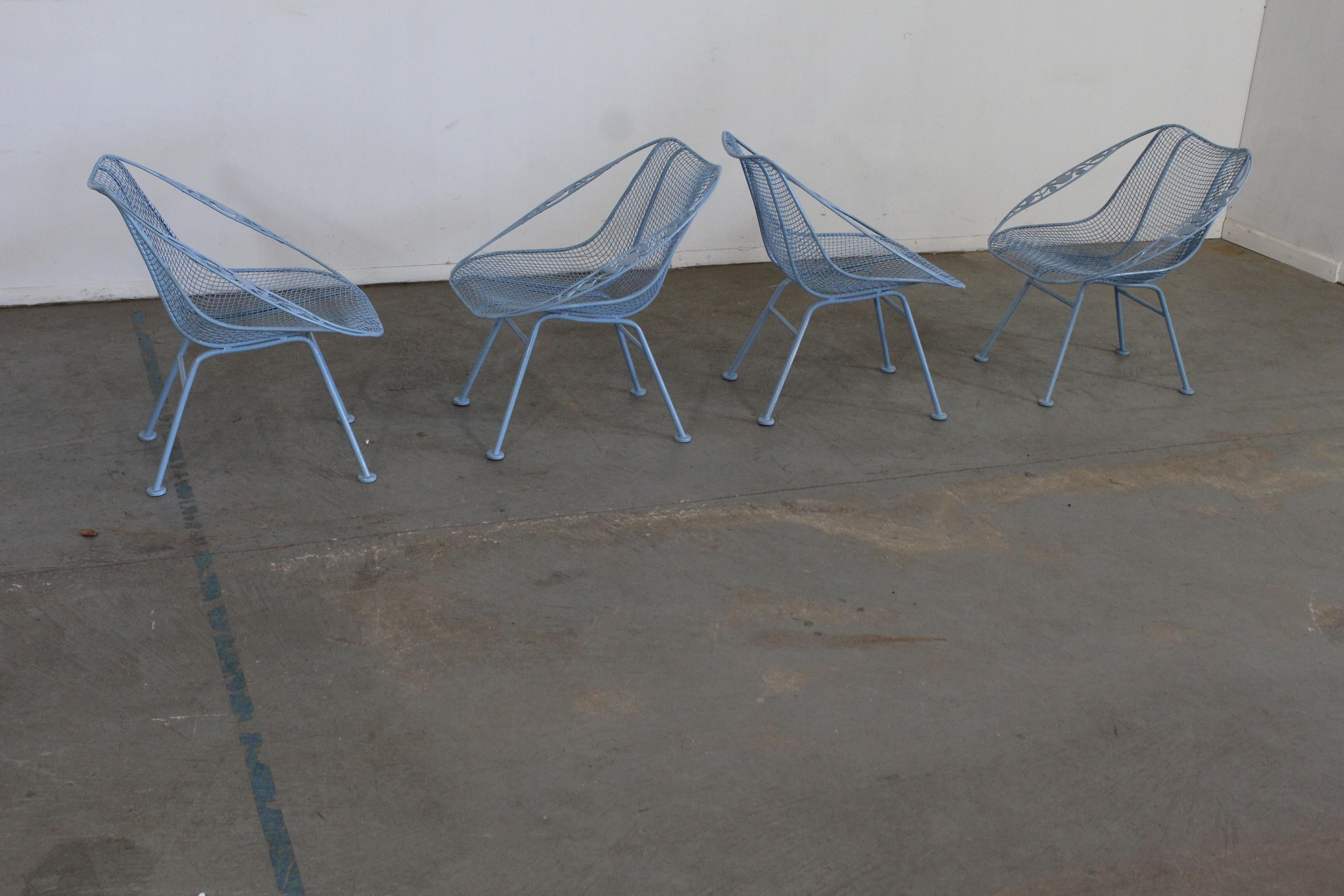 Set of 4 Mid-Century Modern Woodard Sculptura Outdoor Satellite Lounge Chairs 1