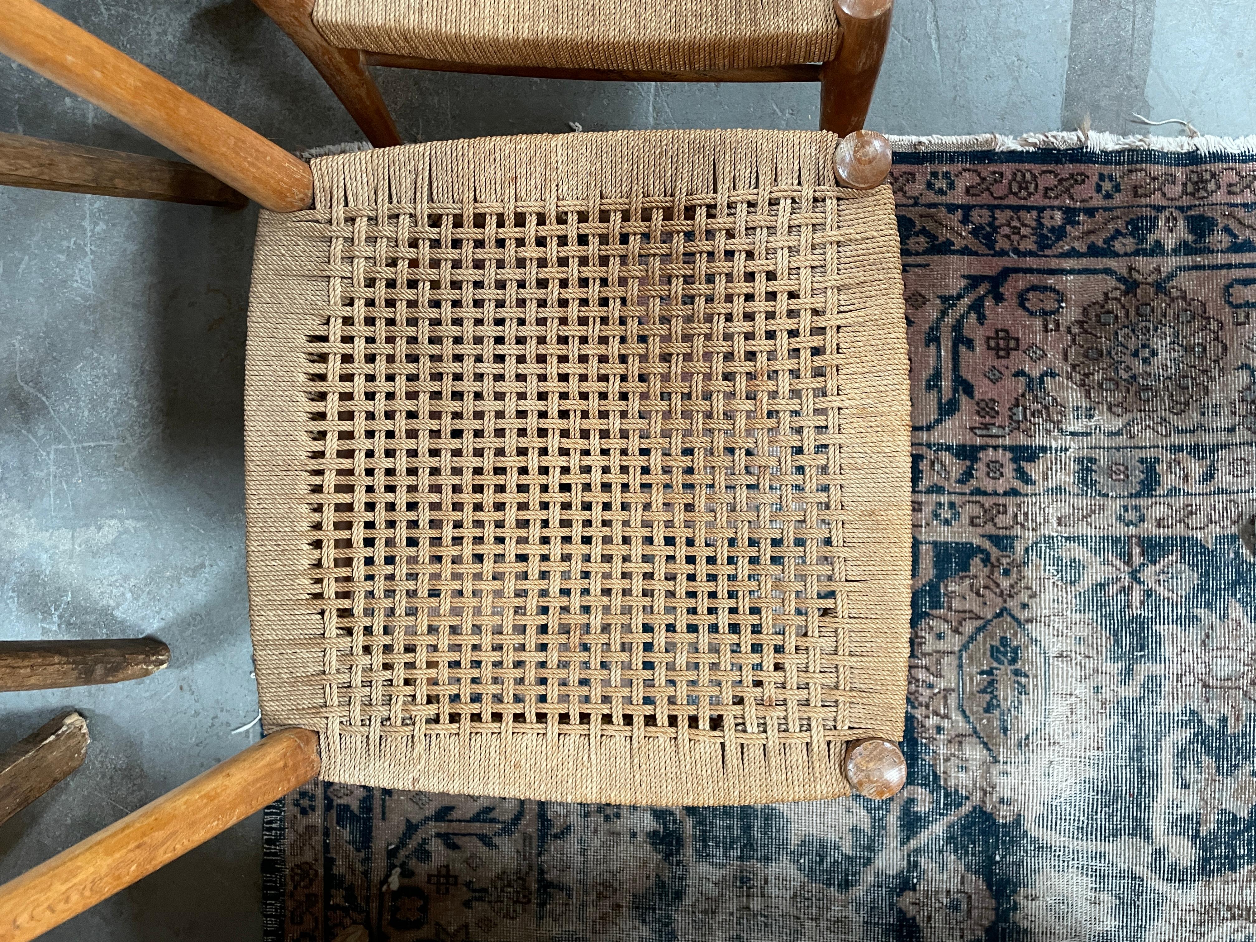 Set of 4 Mid-Century Danish Rush Seat Dining Chairs In Good Condition In Los Angeles, CA