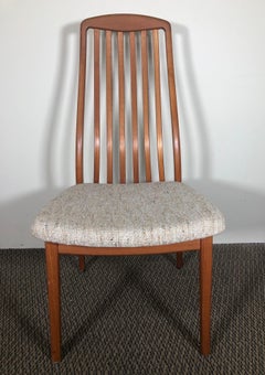Set of 4 Midcentury Danish Teak Dining Chairs by Dyrlund