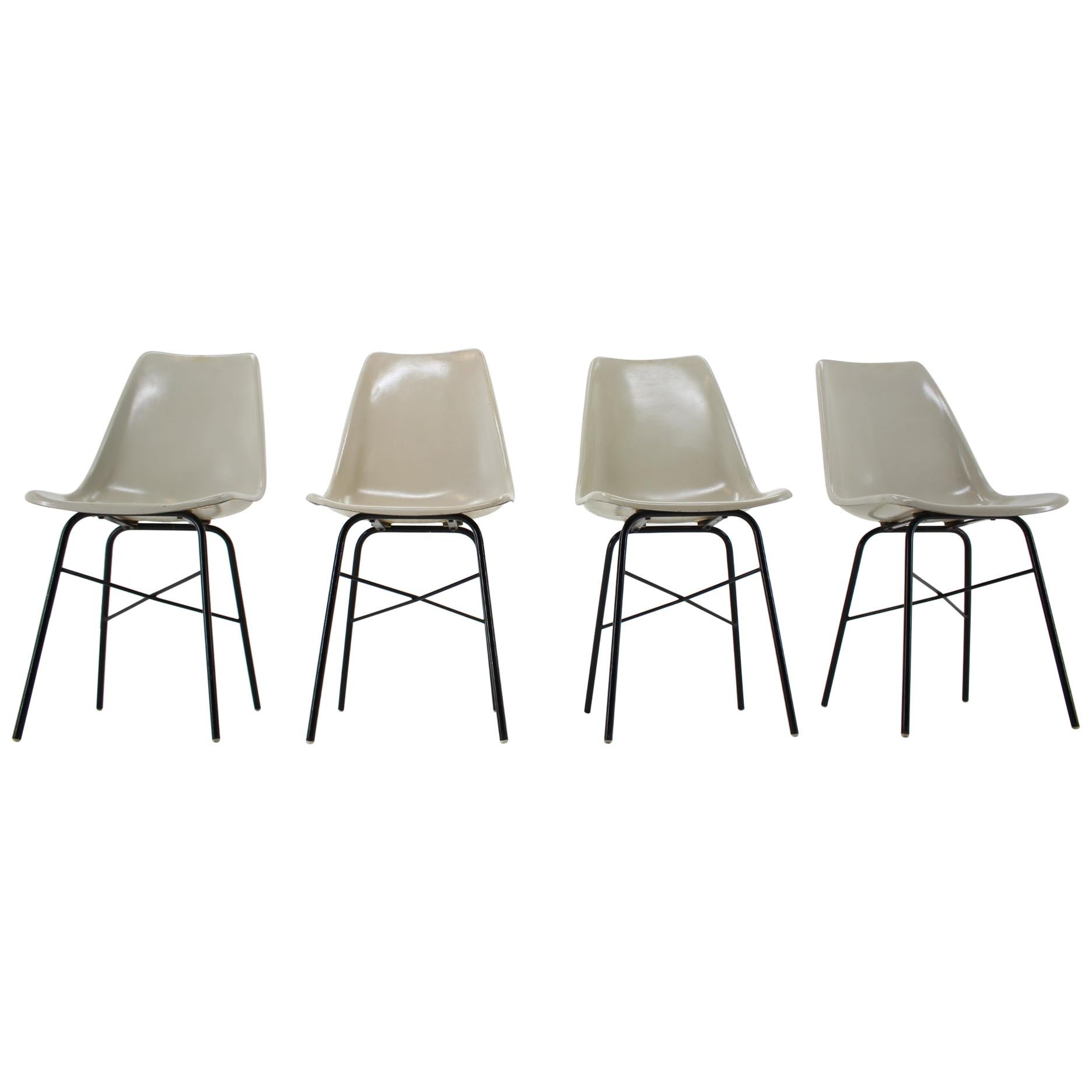 Set of 4 Midcentury Design Fiberglass Dining Chairs / Czechoslovakia, 1960s For Sale