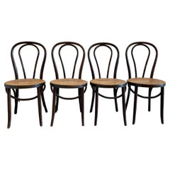 Set of 4 Mid-Century Dining Cafe Bentwood Chairs by Thonet