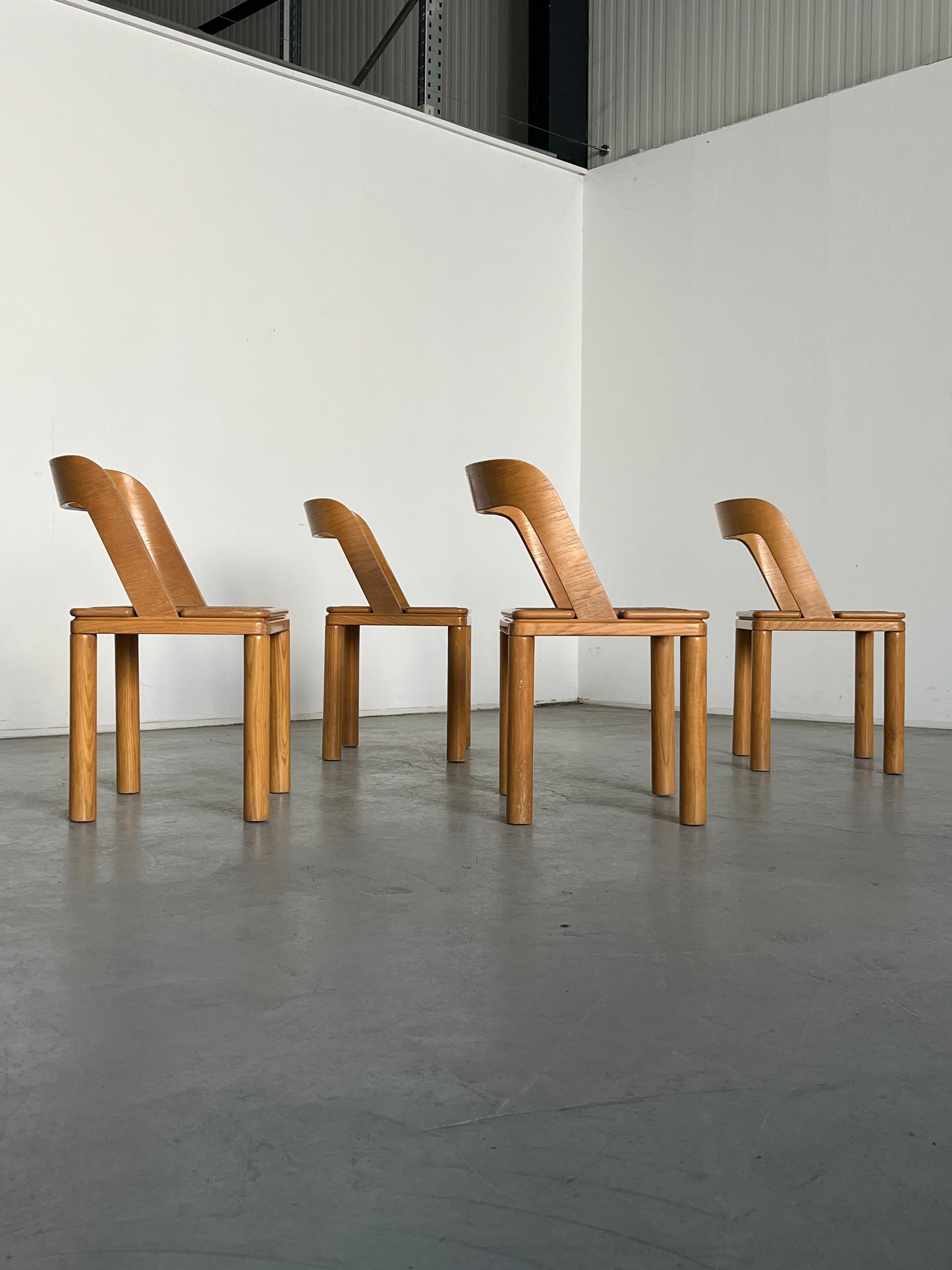Set of 4 Mid-Century Dining Chairs by RB Rossana in Cane and Ash, Italy 1960s For Sale 1