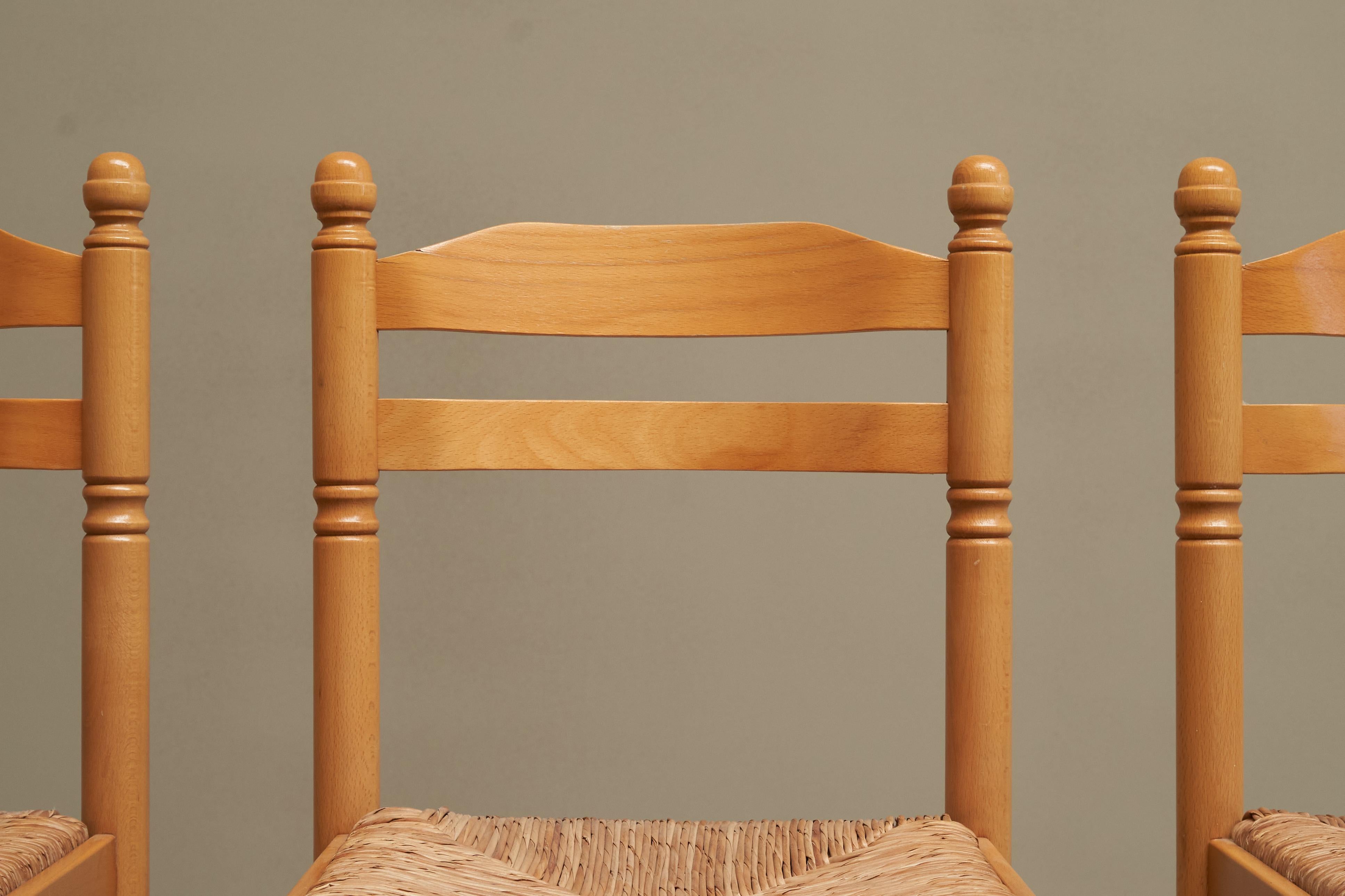 Mid-Century Modern Ensemble de 4 chaises de salle à manger du milieu du siècle en Beeche 1970 en vente