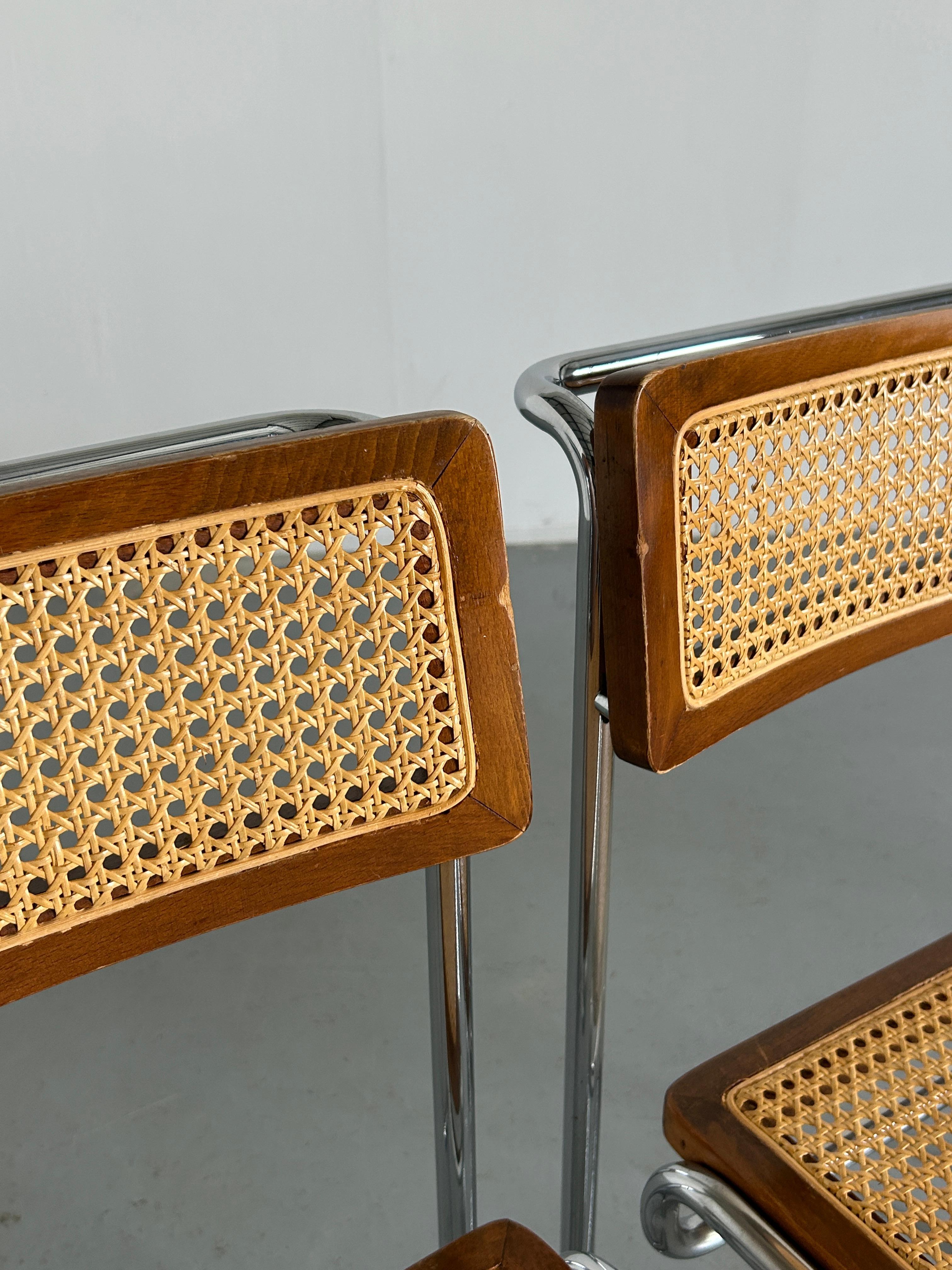 Satz von 4 Esszimmerstühlen aus gebogenem Stahlrohr und Rohrgeflecht aus der Mitte des Jahrhunderts, 1960er Jahre 7
