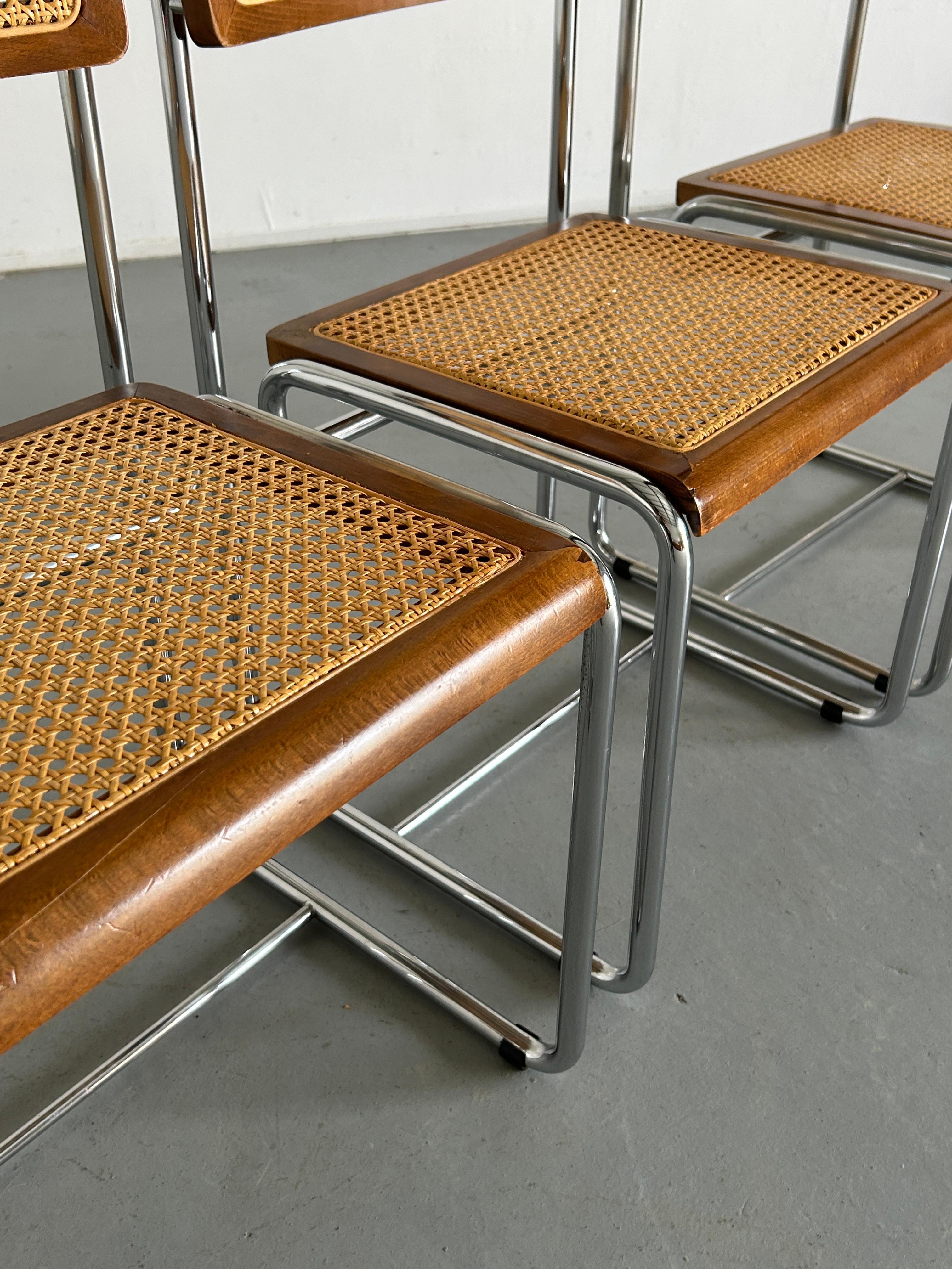 Satz von 4 Esszimmerstühlen aus gebogenem Stahlrohr und Rohrgeflecht aus der Mitte des Jahrhunderts, 1960er Jahre 8