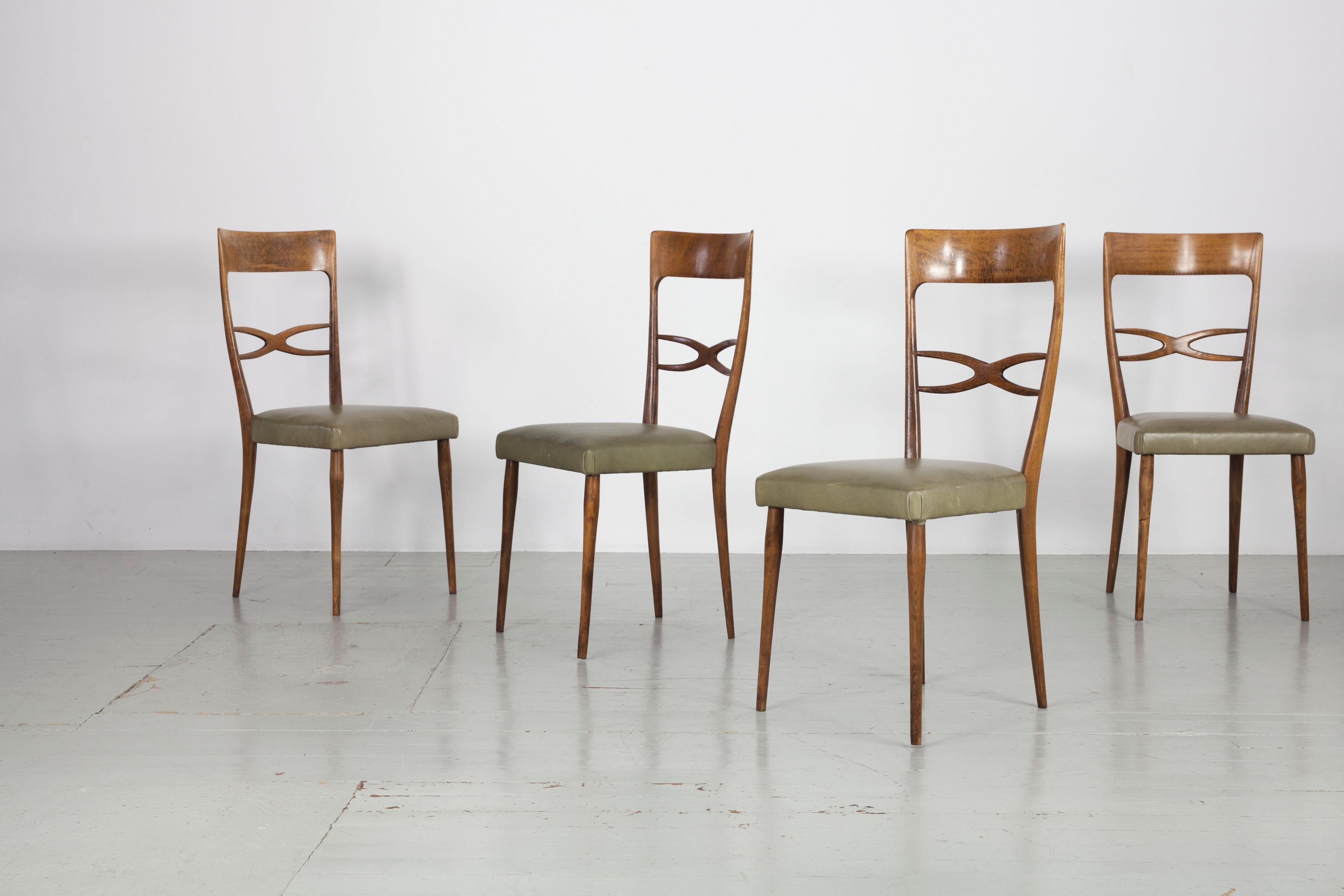 Mid-Century Modern Set of 4 Mid-century dining chairs, made by Consorzio Sedie Friuli, Italy 1950s For Sale