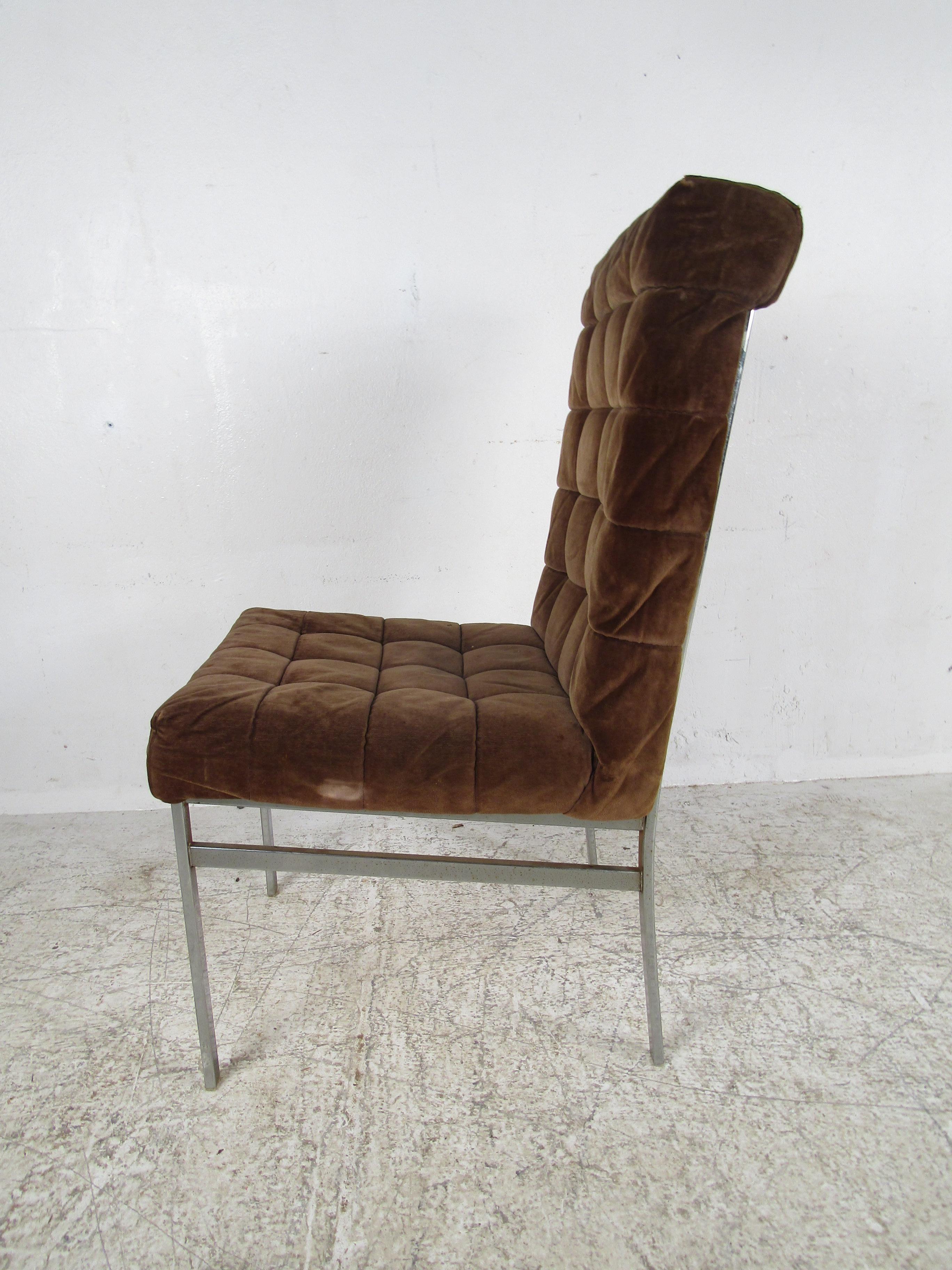20th Century Set of 4 Midcentury Dining Chairs with Tufted Upholstery For Sale