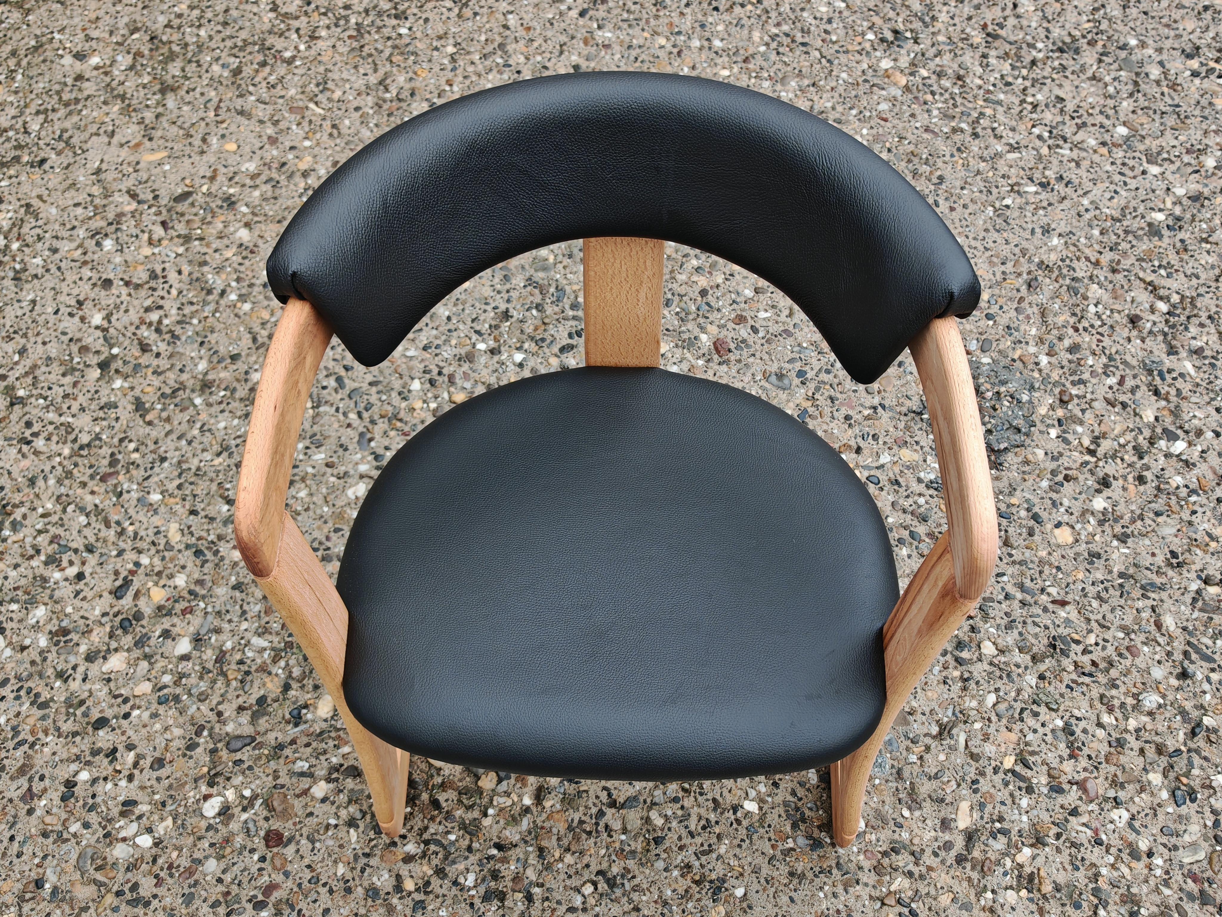 italien Ensemble de 4 chaises de salle à manger du milieu du siècle 