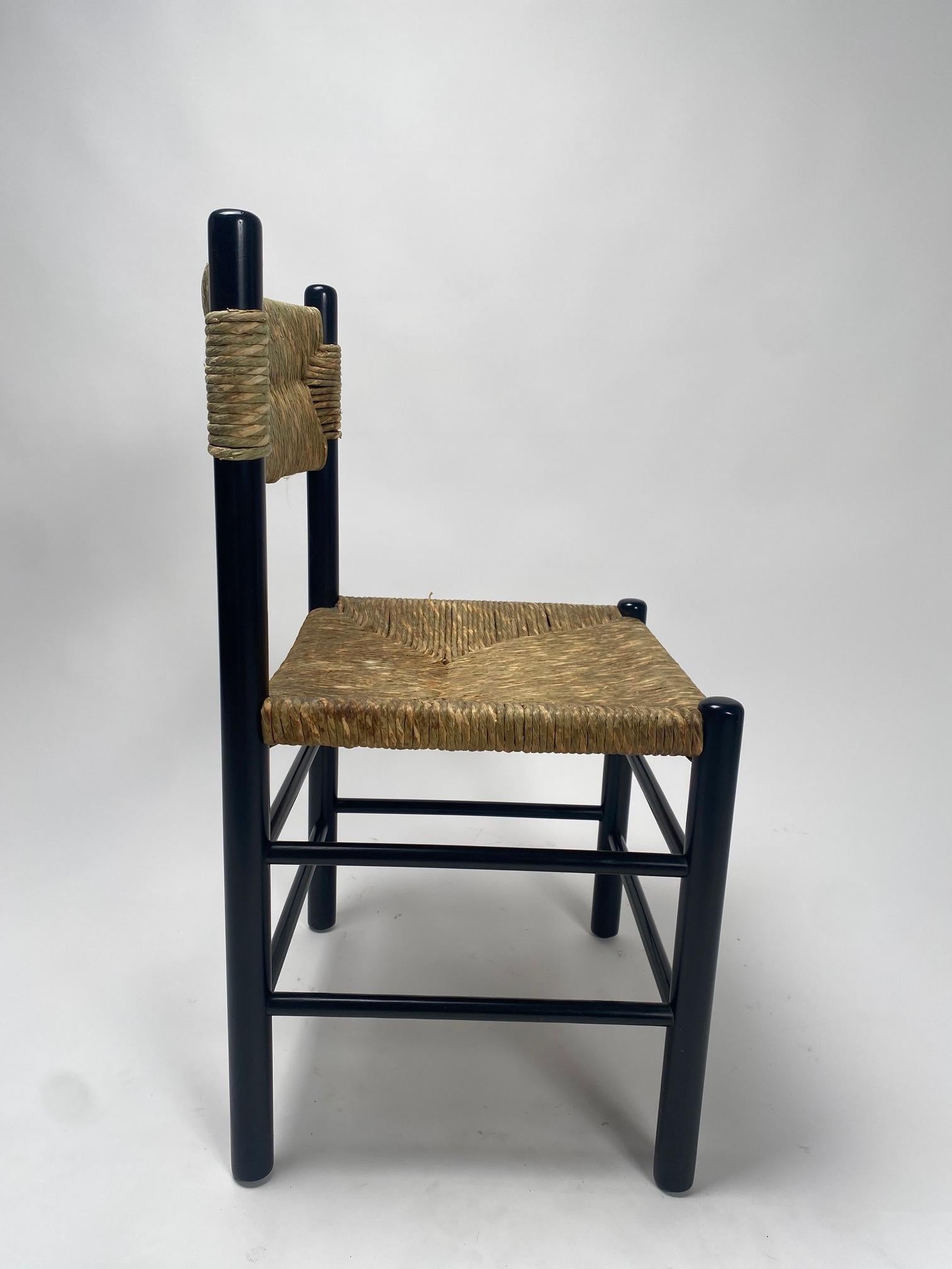 Satz von 4 Stühlen „Dordogne“ aus der Mitte des Jahrhunderts im Stil von Charlotte Perriand, 1960er Jahre (Mitte des 20. Jahrhunderts) im Angebot