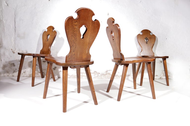 Set of 4 Mid-Century Dutch Brutalist Carved Oak Dining chairs For Sale 14