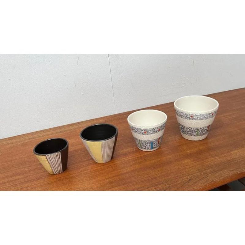 Set di 4 fioriere tedesche di metà secolo in ceramica, anni '60 In condizioni ottime in vendita a Hamburg, DE