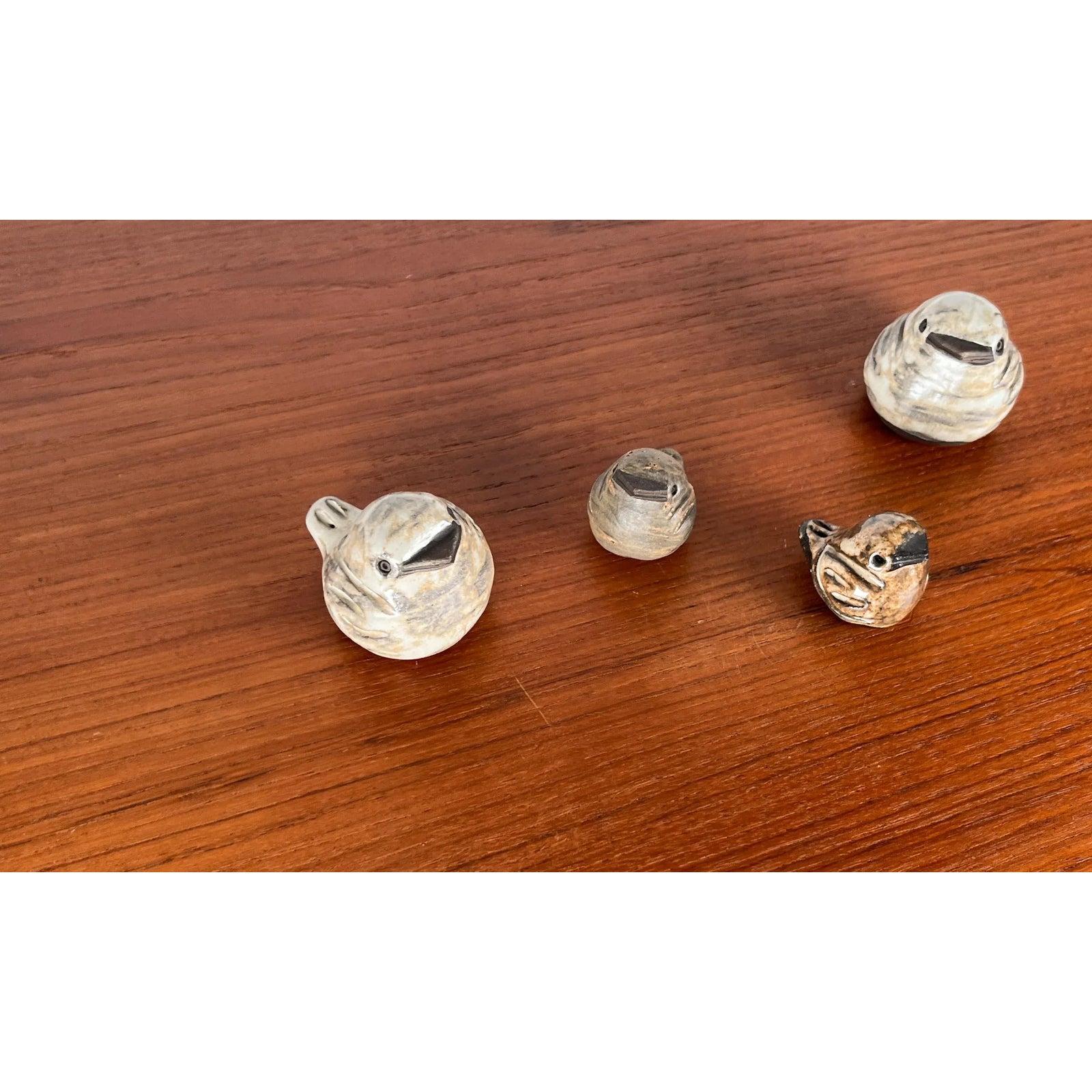 Set di 4 figurine di passeri in Studio Pottery di Bärbel Bach, Germania, metà del secolo. in vendita 3