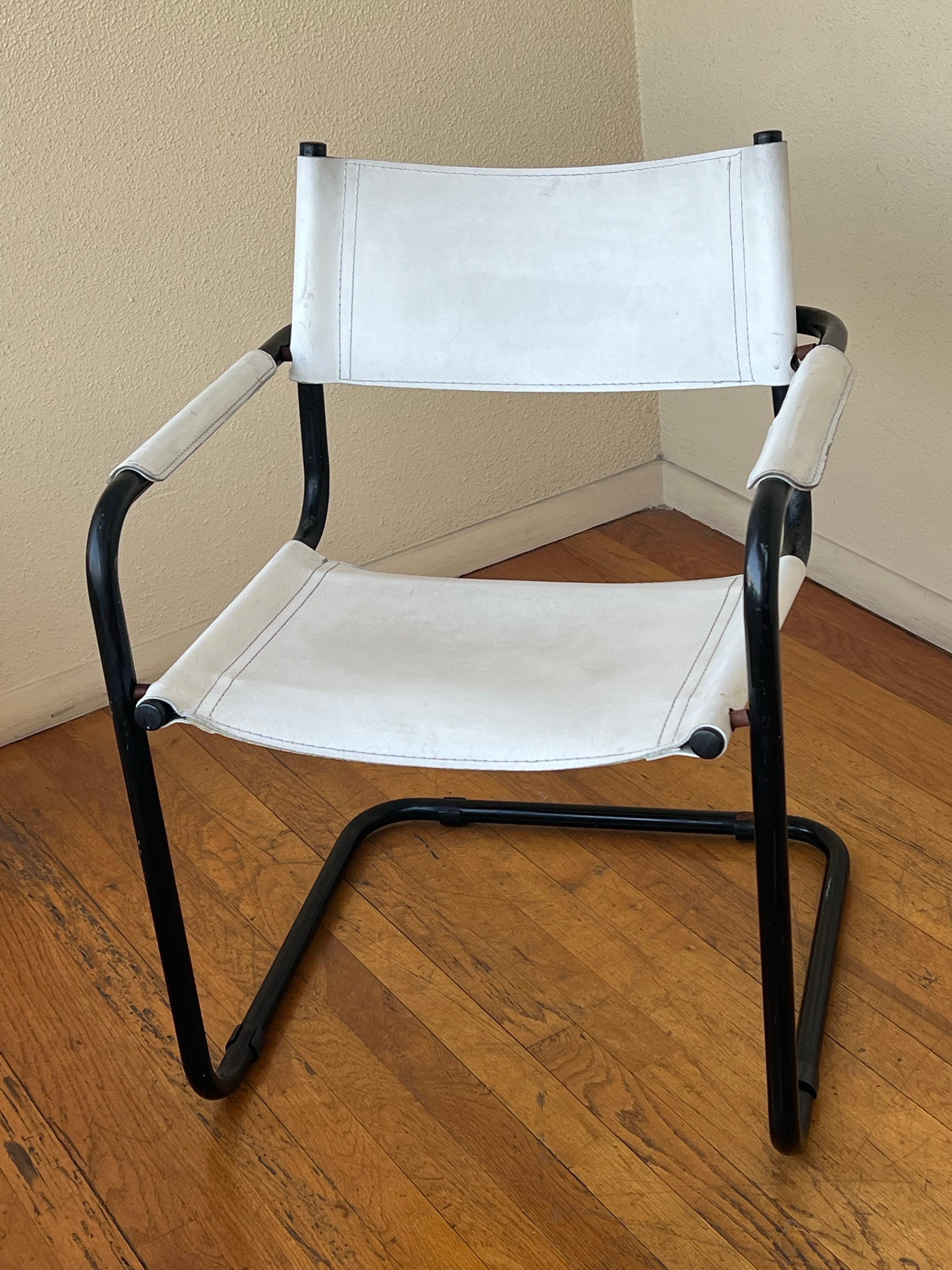 Mid-Century moderno Set di 4 poltrone a sbalzo di Mart Stam S34, anni '80, Italia in vendita