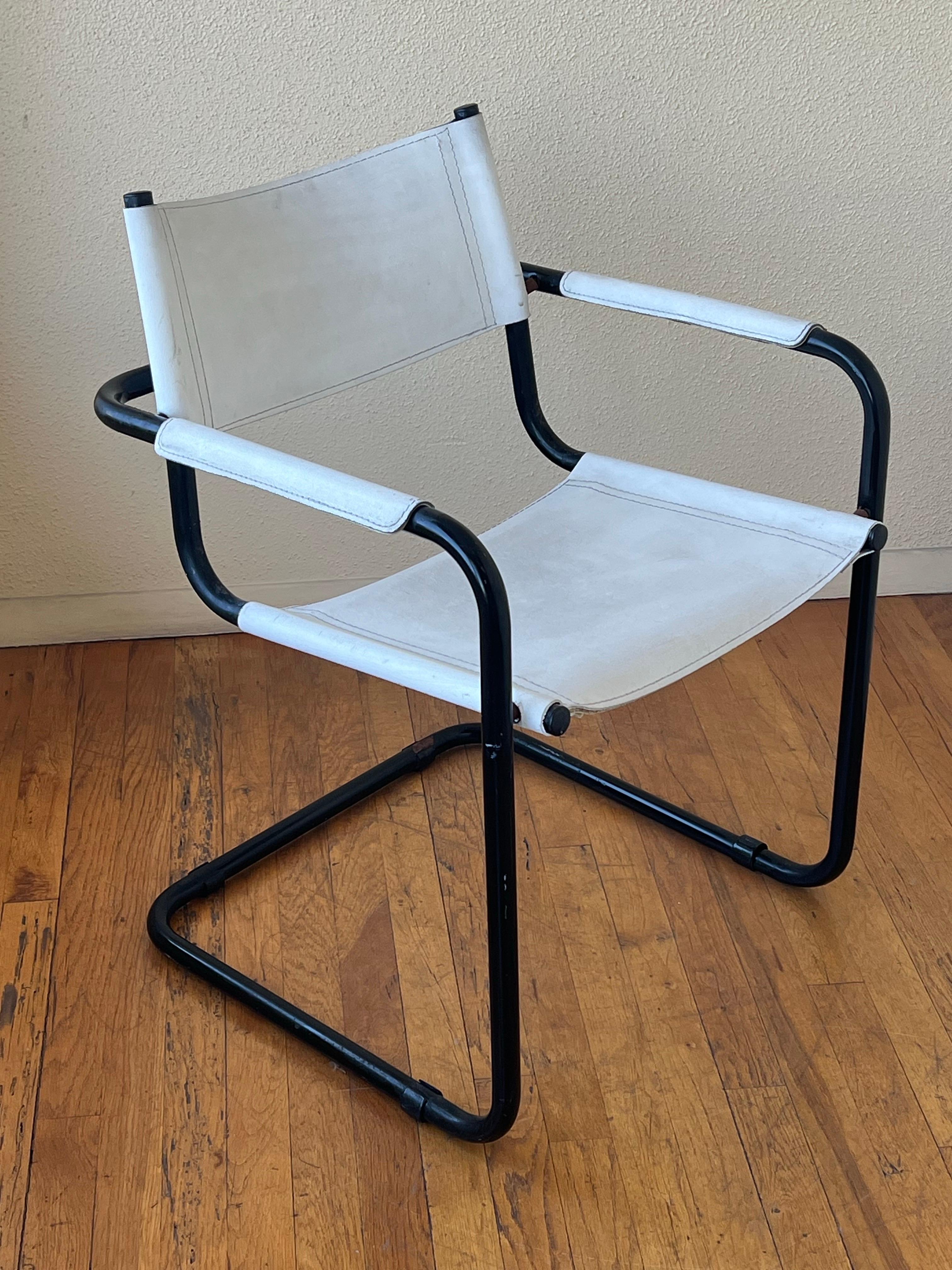 Set di 4 poltrone a sbalzo di Mart Stam S34, anni '80, Italia In condizioni discrete in vendita a San Diego, CA