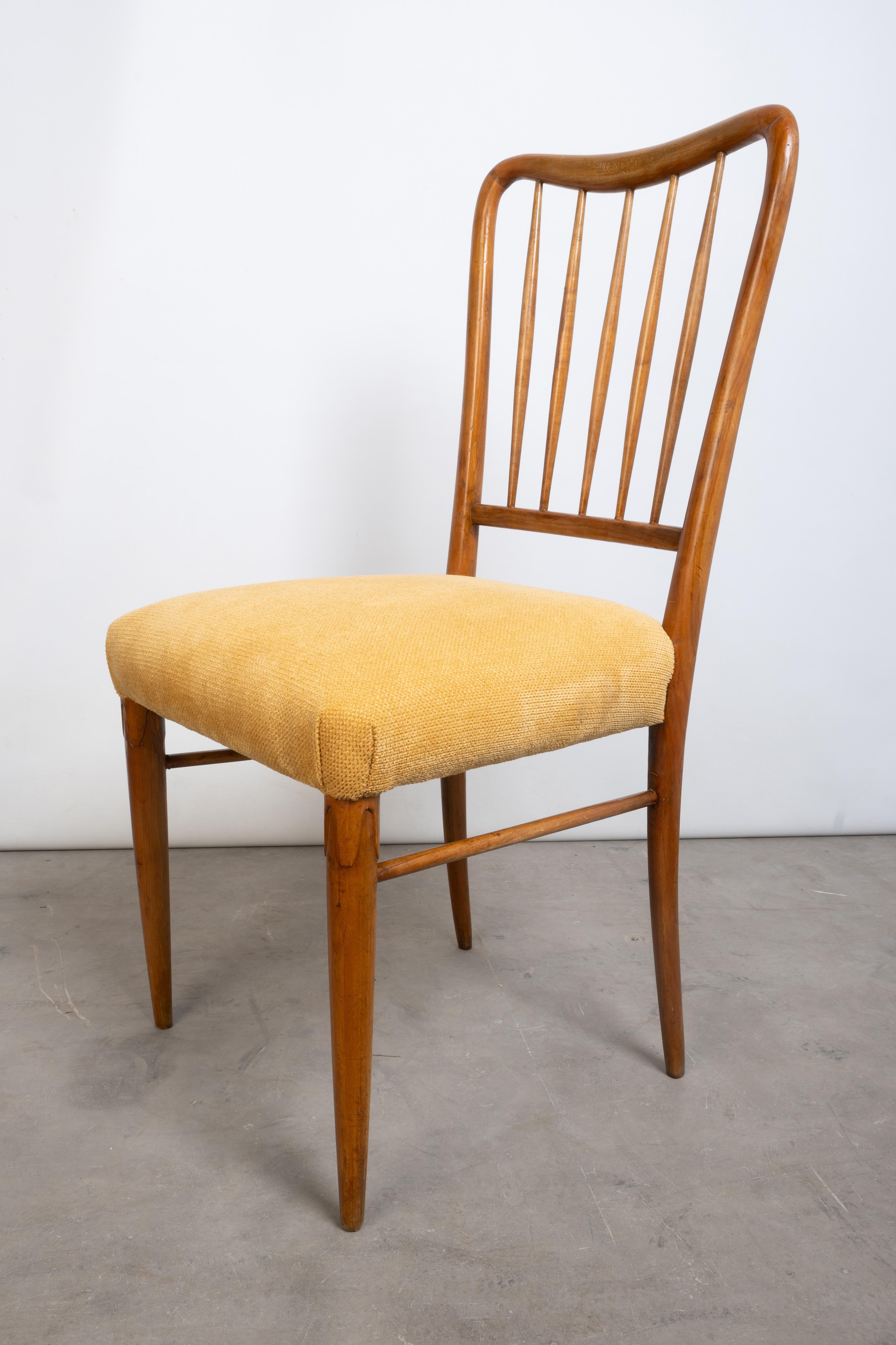 Set of 4 Mid Century Italian Fruitwood Paulo Buffa Chairs C.1940 For Sale 4