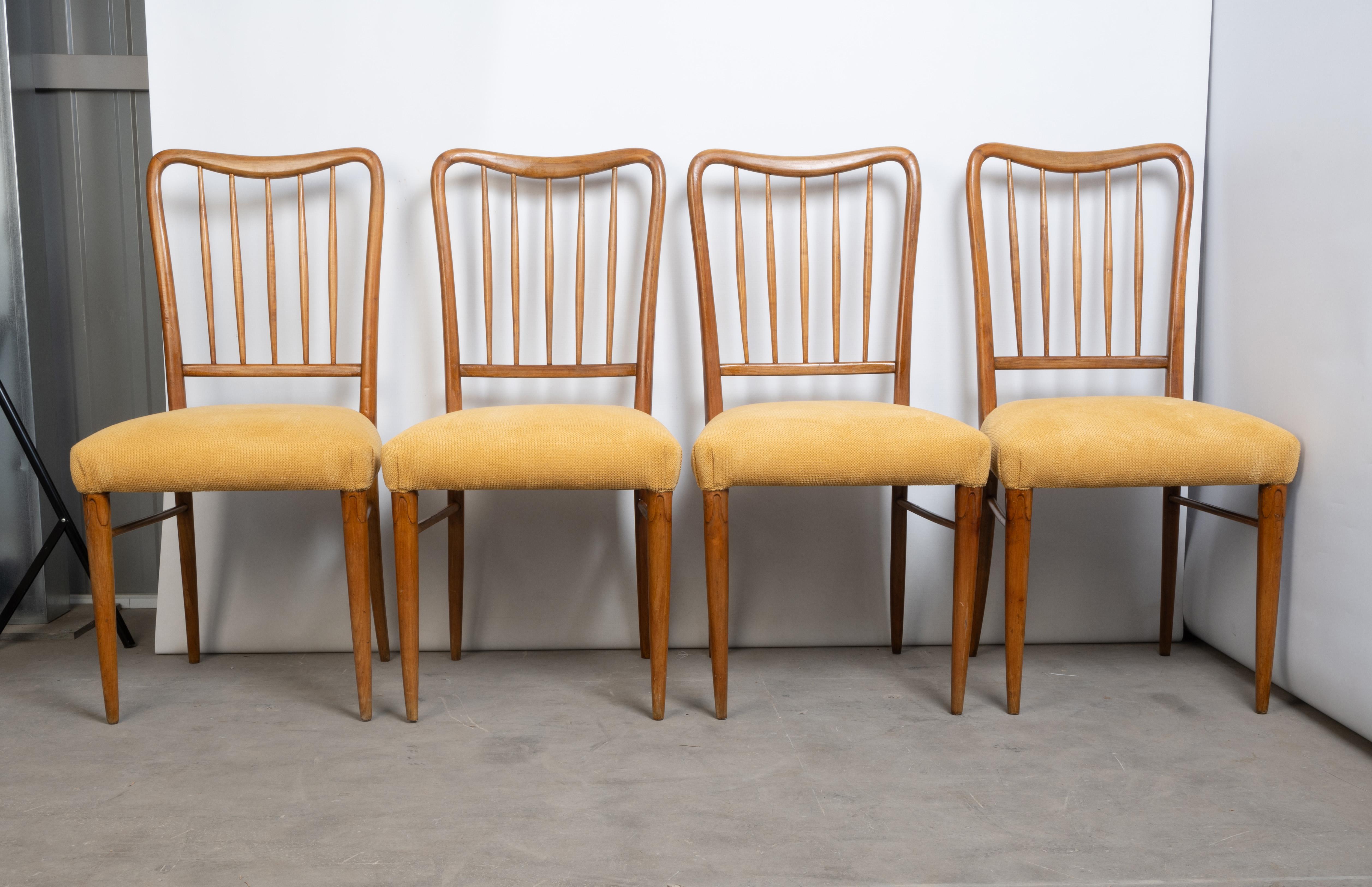 Mid-Century Modern Set of 4 Mid Century Italian Fruitwood Paulo Buffa Chairs C.1940 For Sale
