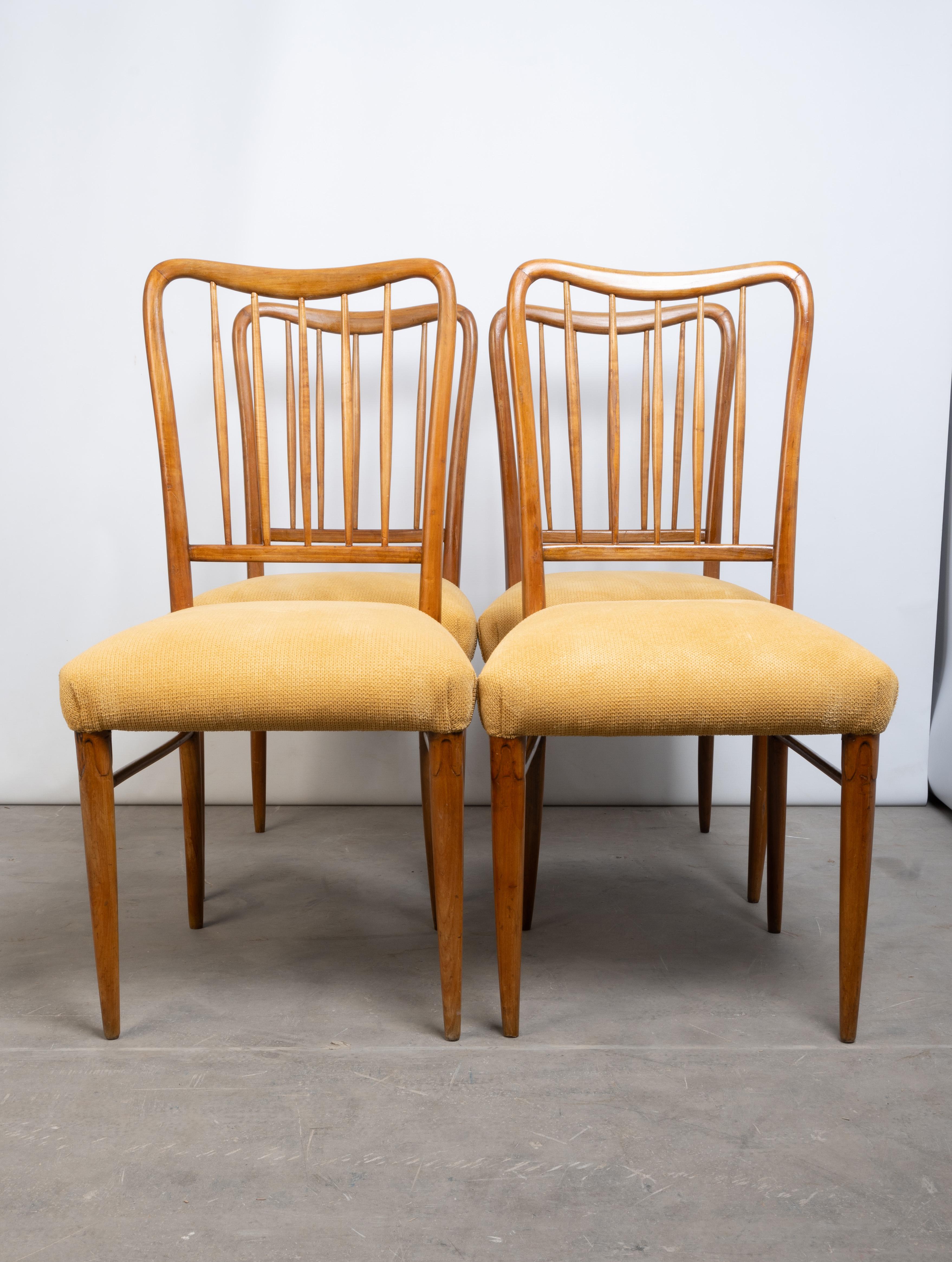 Set of 4 Mid Century Italian Fruitwood Paulo Buffa Chairs C.1940 In Good Condition For Sale In London, GB