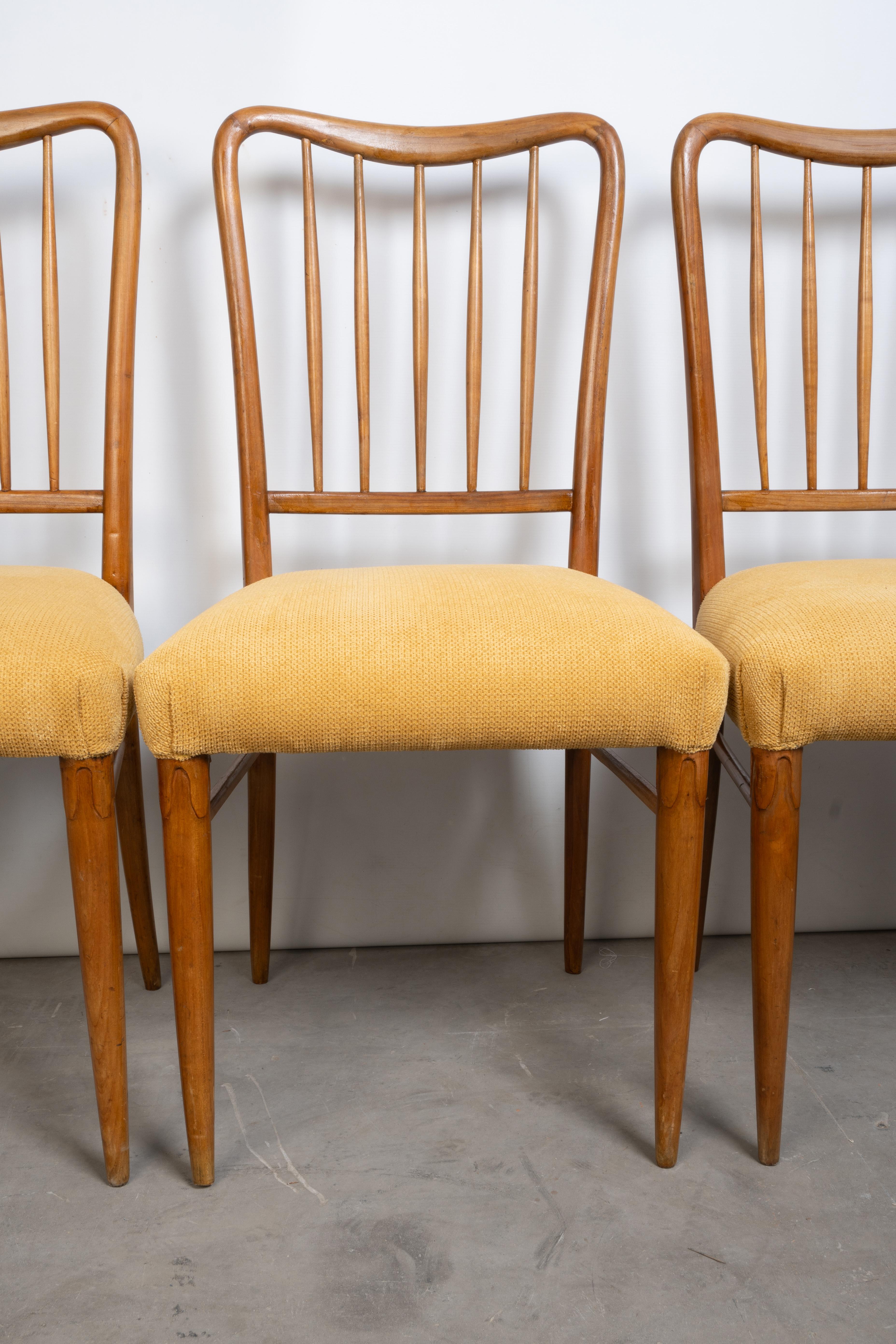 Upholstery Set of 4 Mid Century Italian Fruitwood Paulo Buffa Chairs C.1940 For Sale