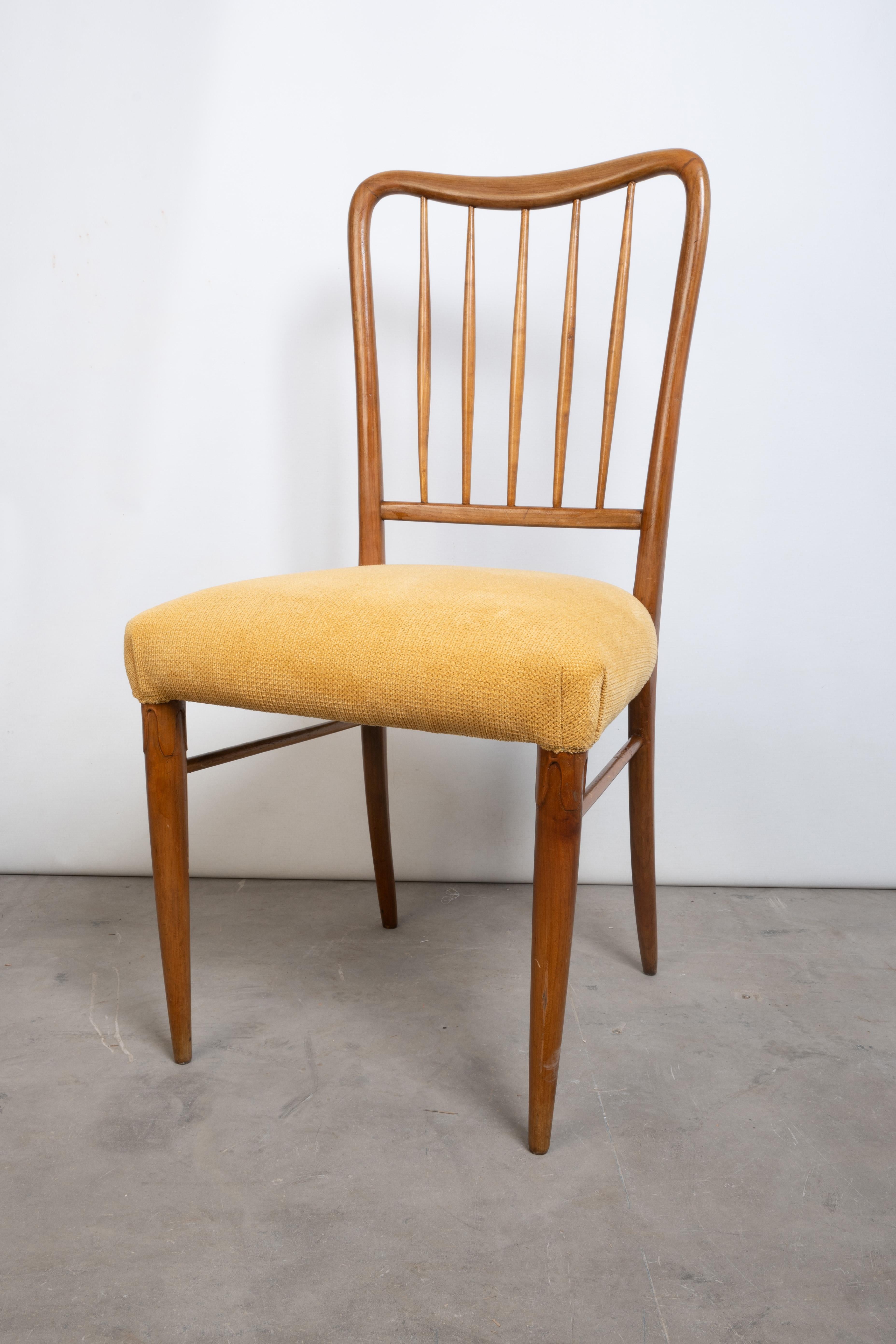 Set of 4 Mid Century Italian Fruitwood Paulo Buffa Chairs C.1940 For Sale 1