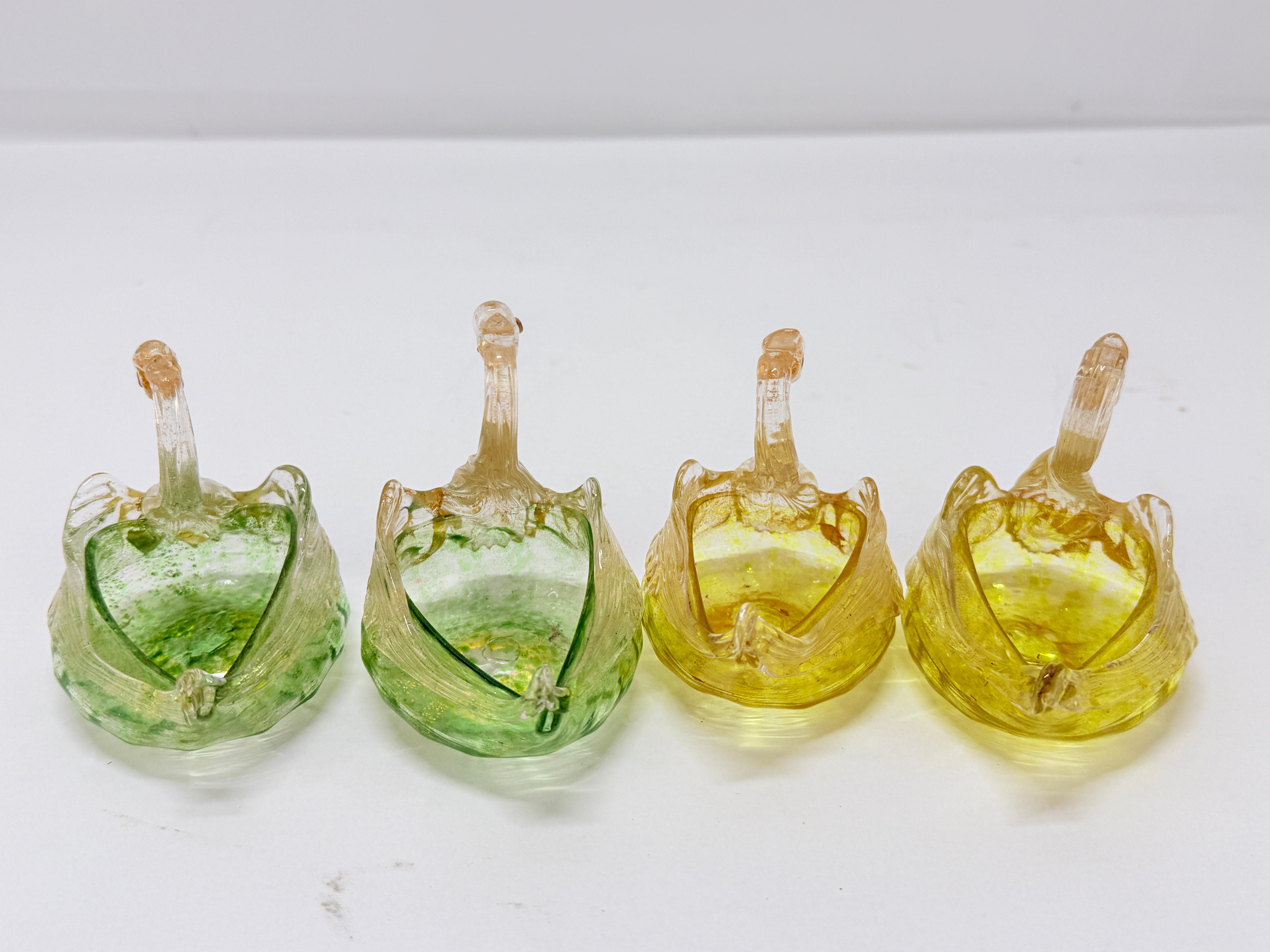 Set of 4, Mid Century Italian Murano Glass Swan Form Salt Cellars C. 1960 For Sale 2