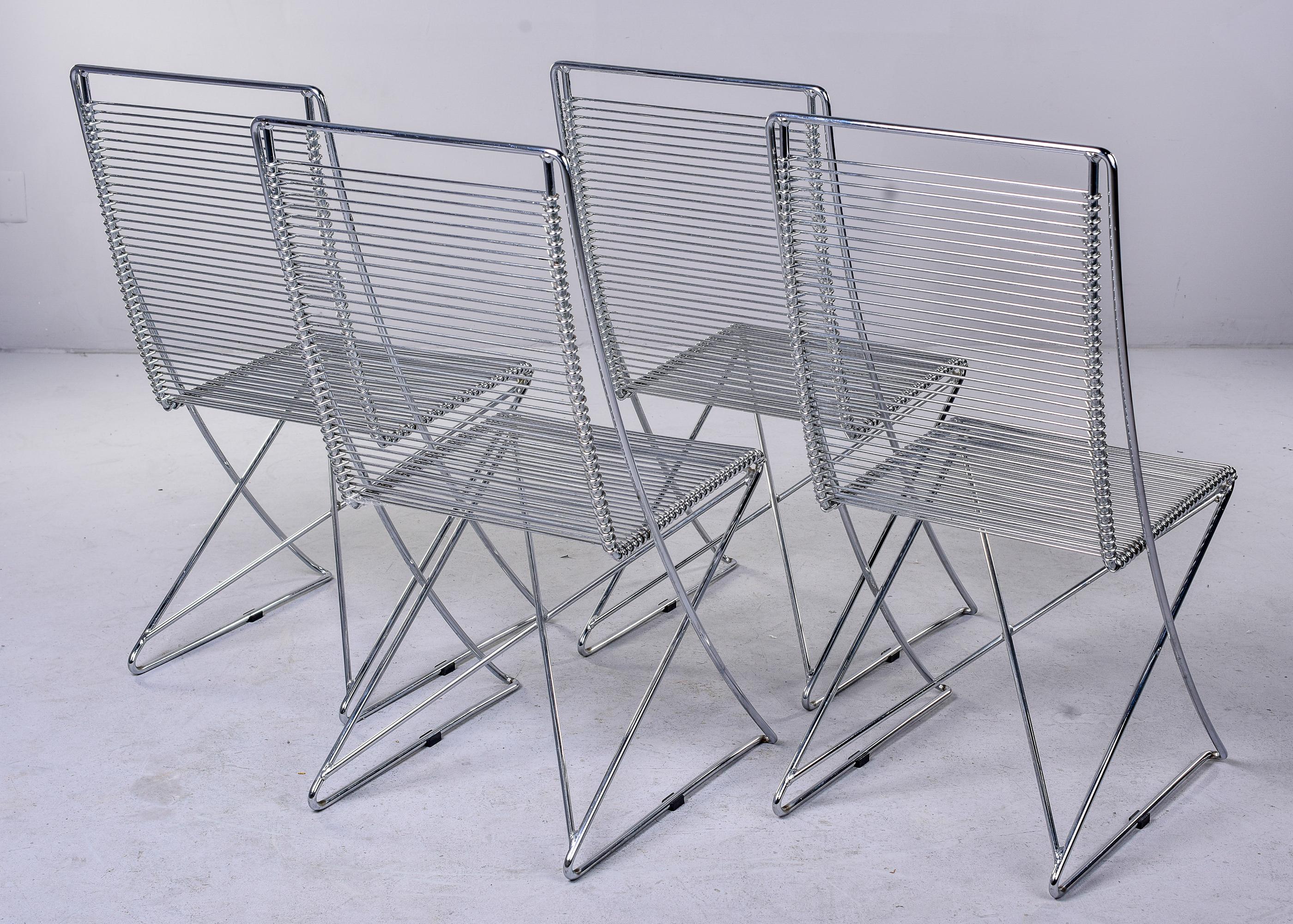 Set of 4 Mid Century Kreuzschwinger Steel Chairs by Till Behrens for Schlubach In Good Condition In Troy, MI