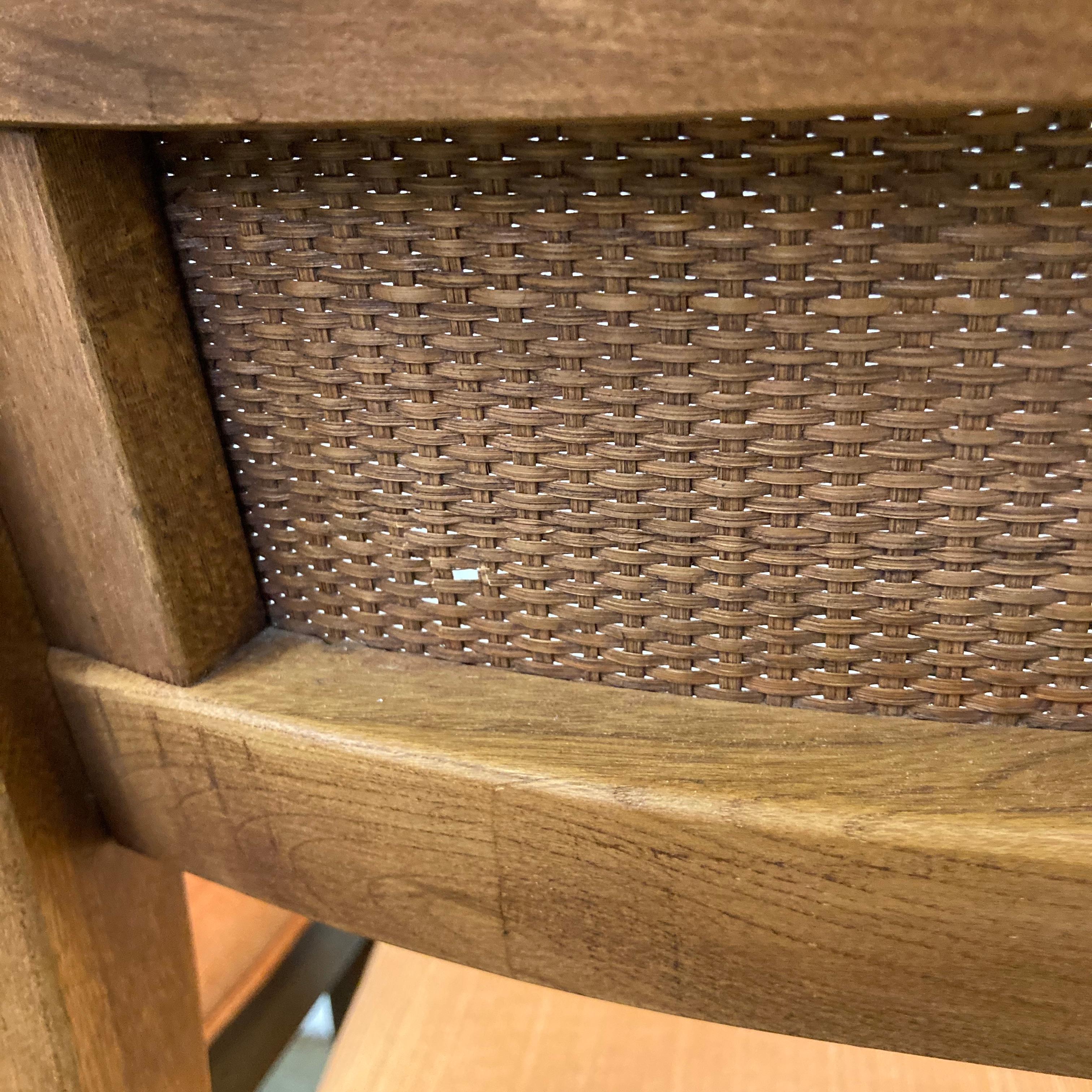 Satz von 4 Mid-Century Modern American of Martinsville Nussbaum Cane Esszimmerstühle 2