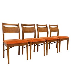Satz von 4 Mid-Century Modern American of Martinsville Nussbaum Cane Esszimmerstühle