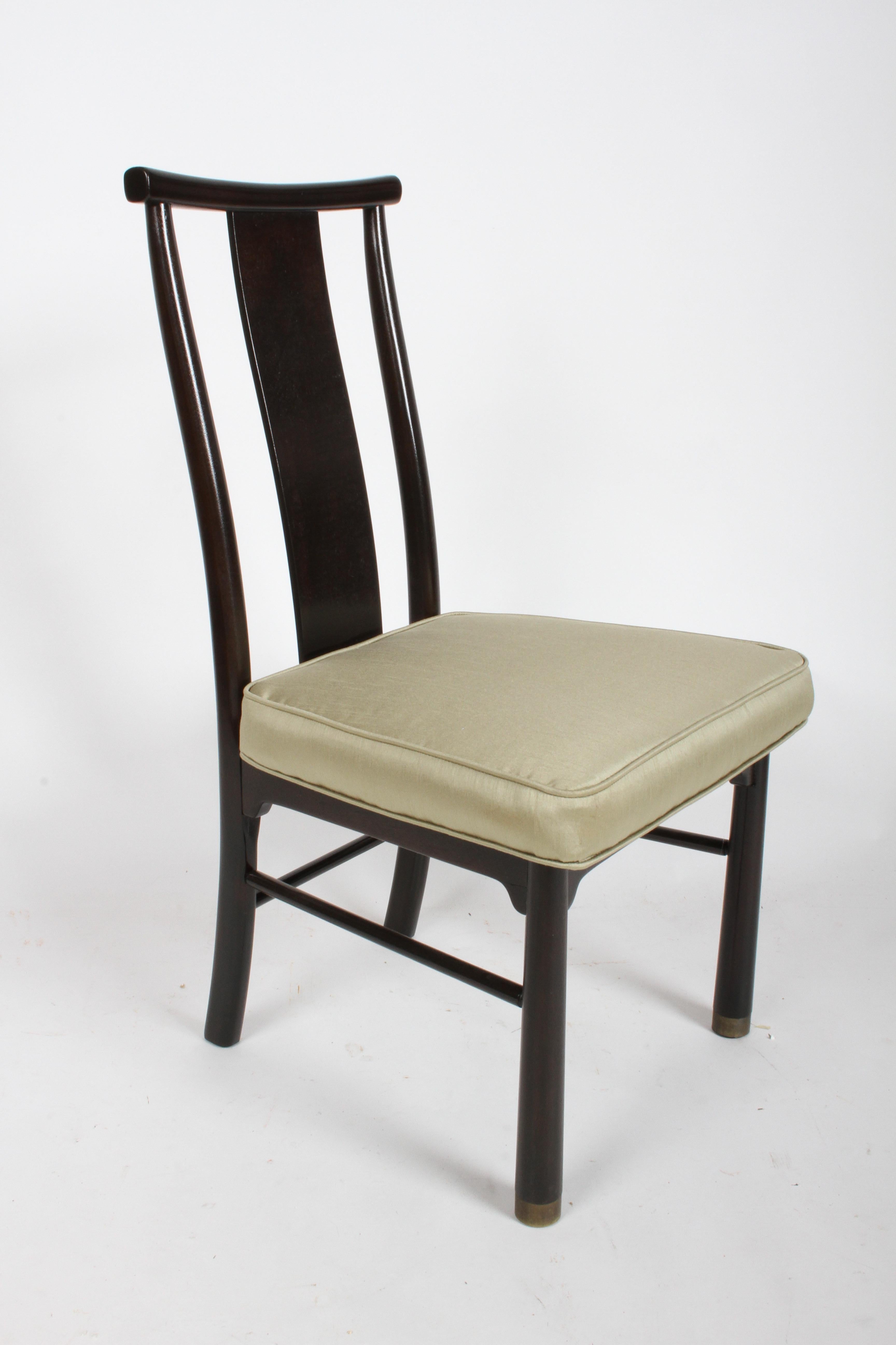 Américain Lot de 4 chaises latérales de salle à manger Henredon:: style asiatique moderne du milieu du siècle:: brun foncé en vente