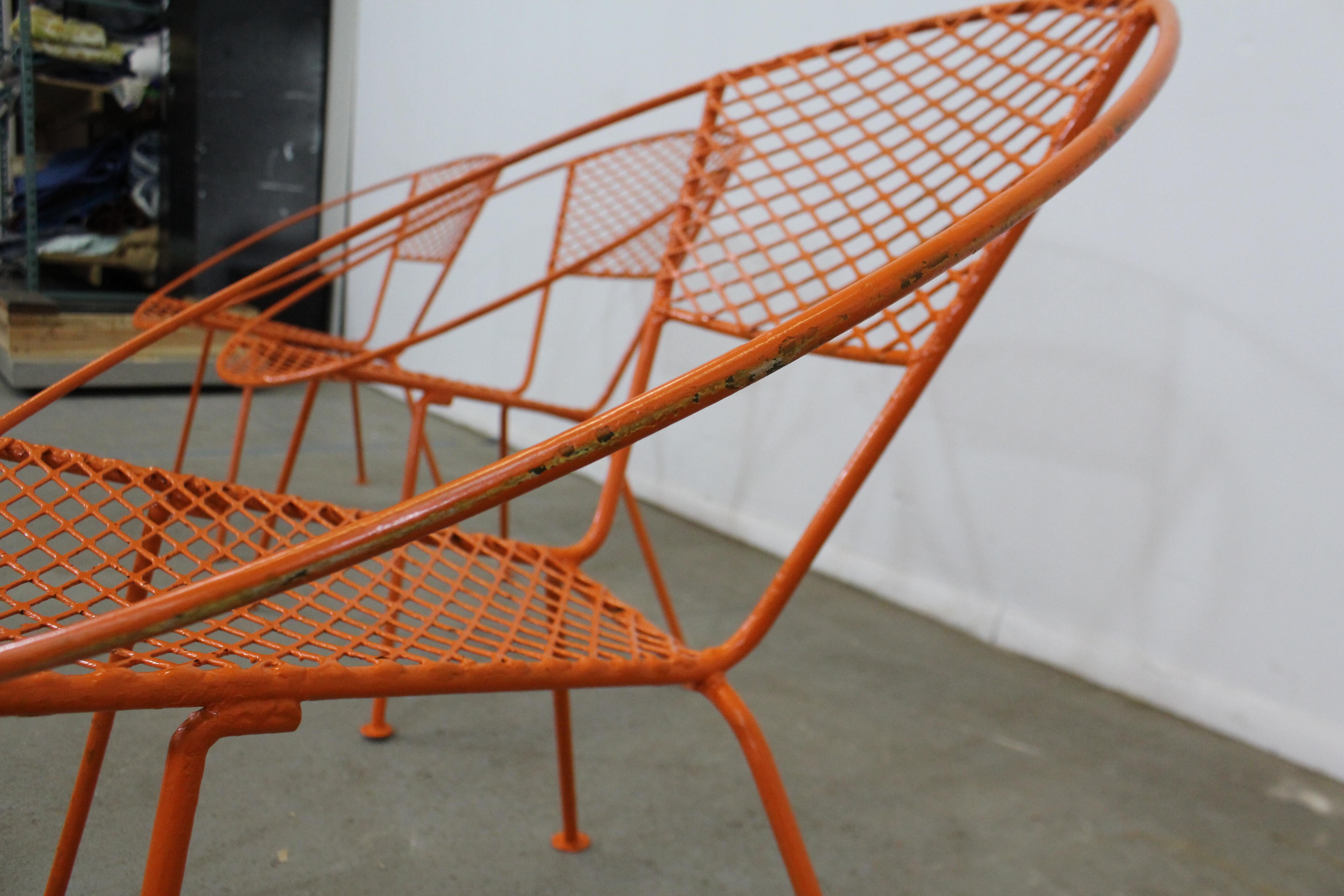 Metal Set of 4 Mid-Century Modern Atomic Salterini Style Outdoor Circle Hoop Chairs