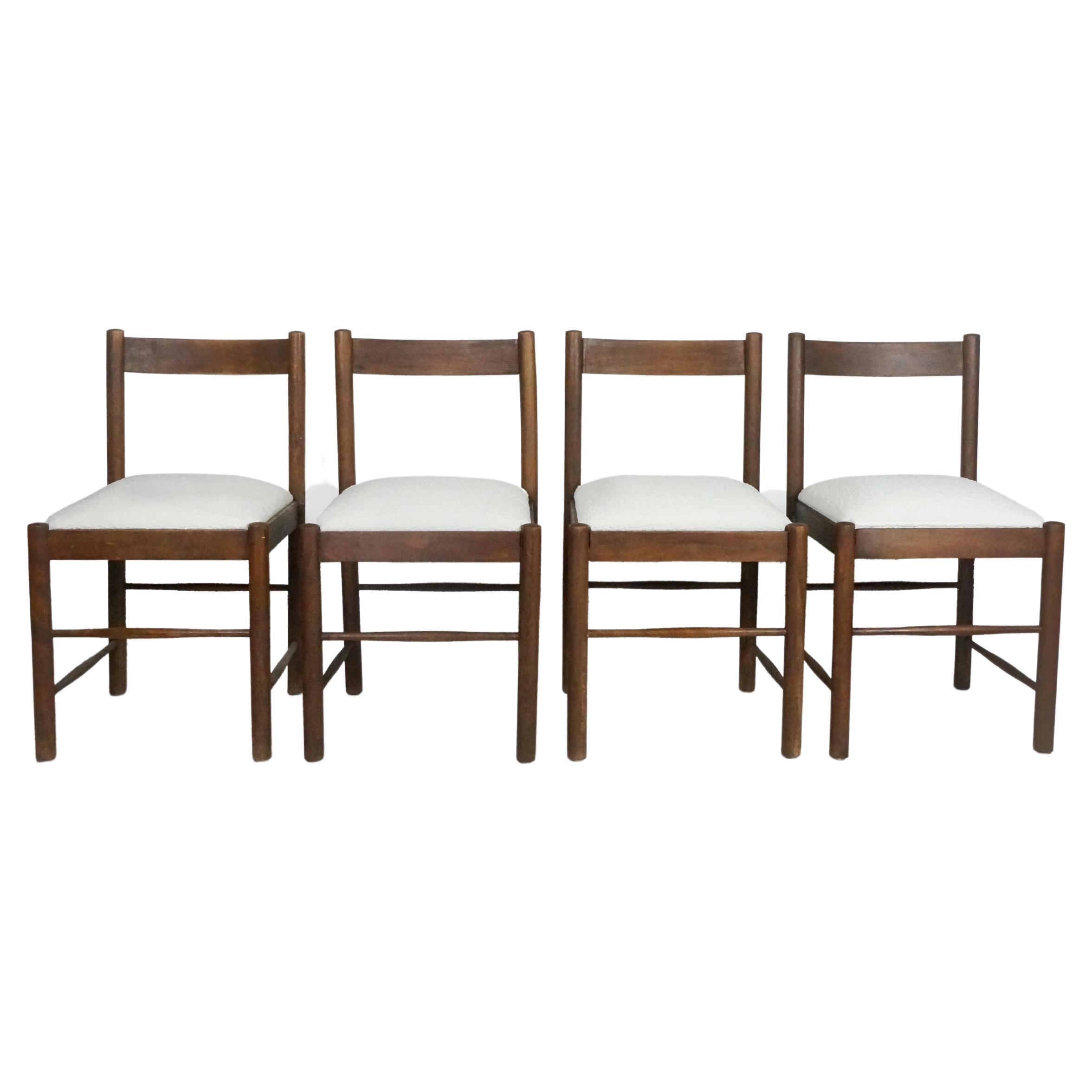 Set Of 4 Mid-Century Modern Bouclé Chairs For Sale