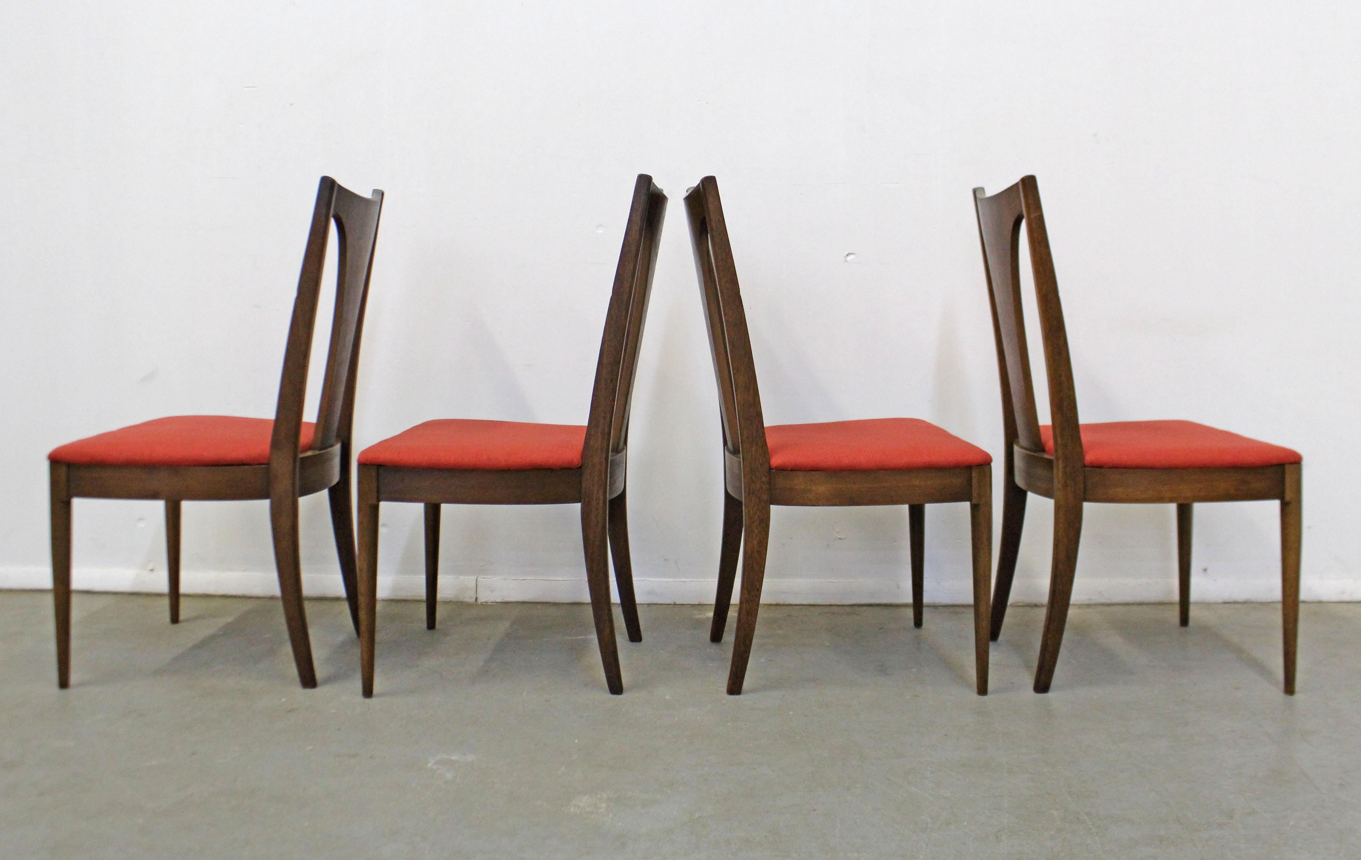 Set of 4 Mid-Century Modern Broyhill Brasilia Side Walnut Dining Chairs In Good Condition In Wilmington, DE