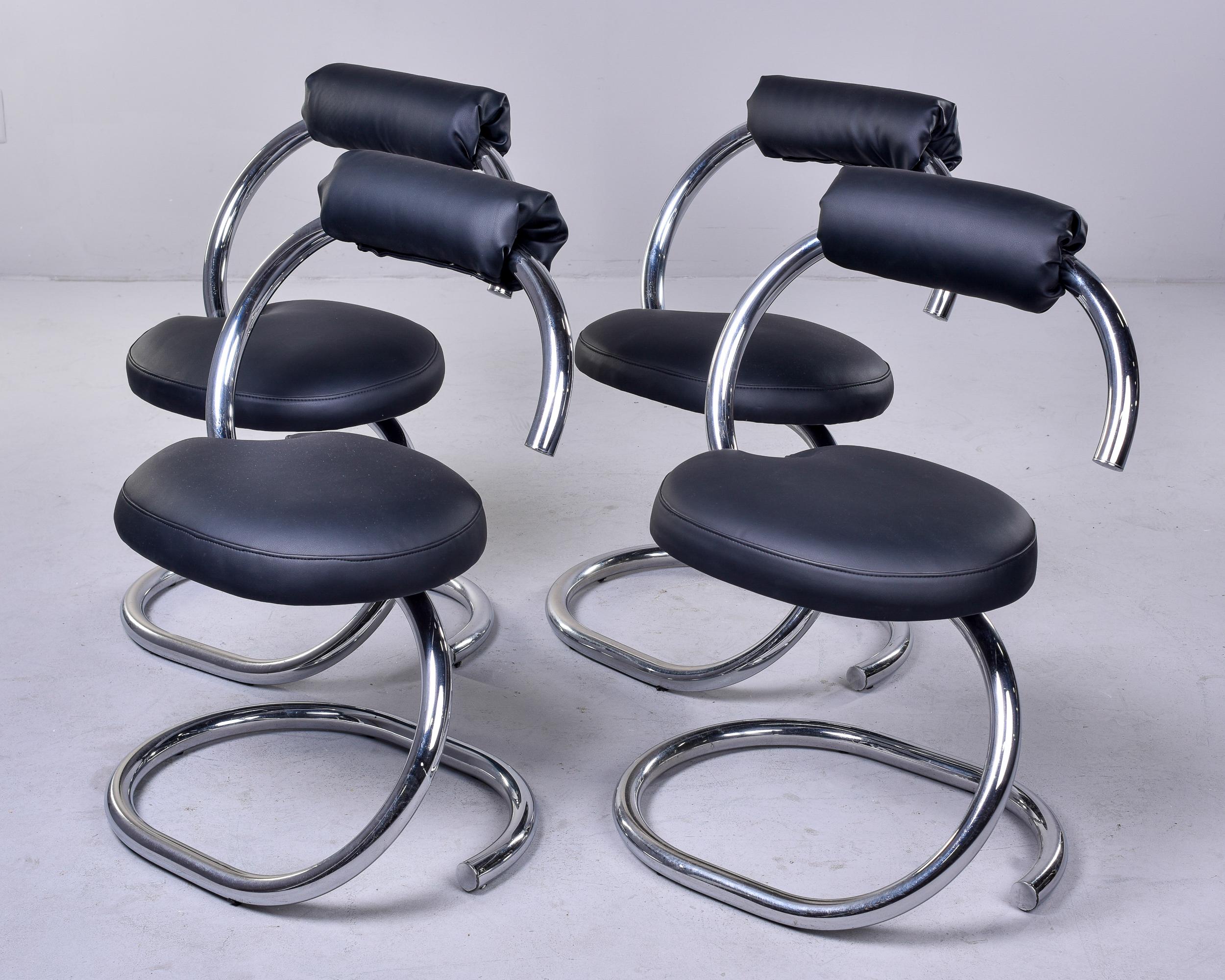 French Set of 4 Mid-Century Modern Chrome Chairs with Black Upholstery For Sale