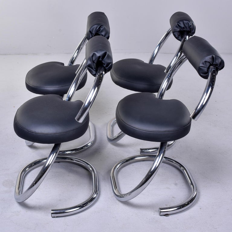 Set of 4 Mid-Century Modern Chrome Chairs with Black Upholstery For Sale 1